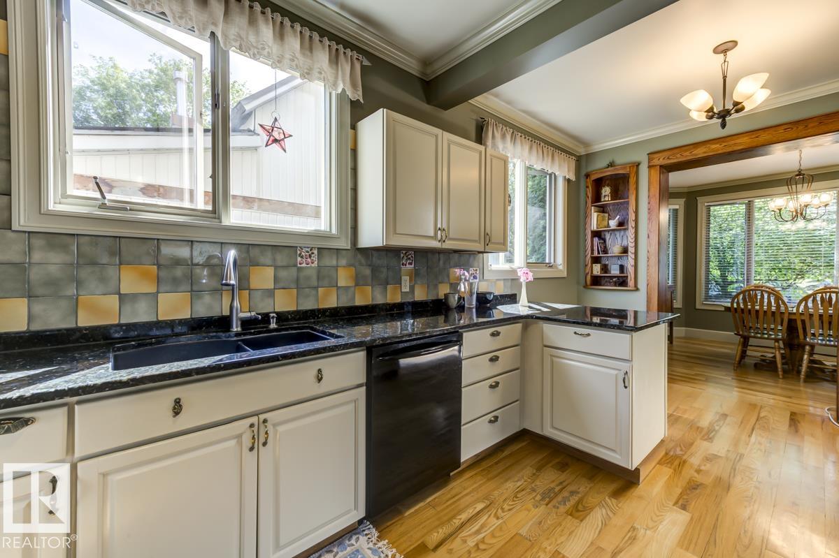 Photo 23 at 9523 101 Street NW, Rossdale, Edmonton