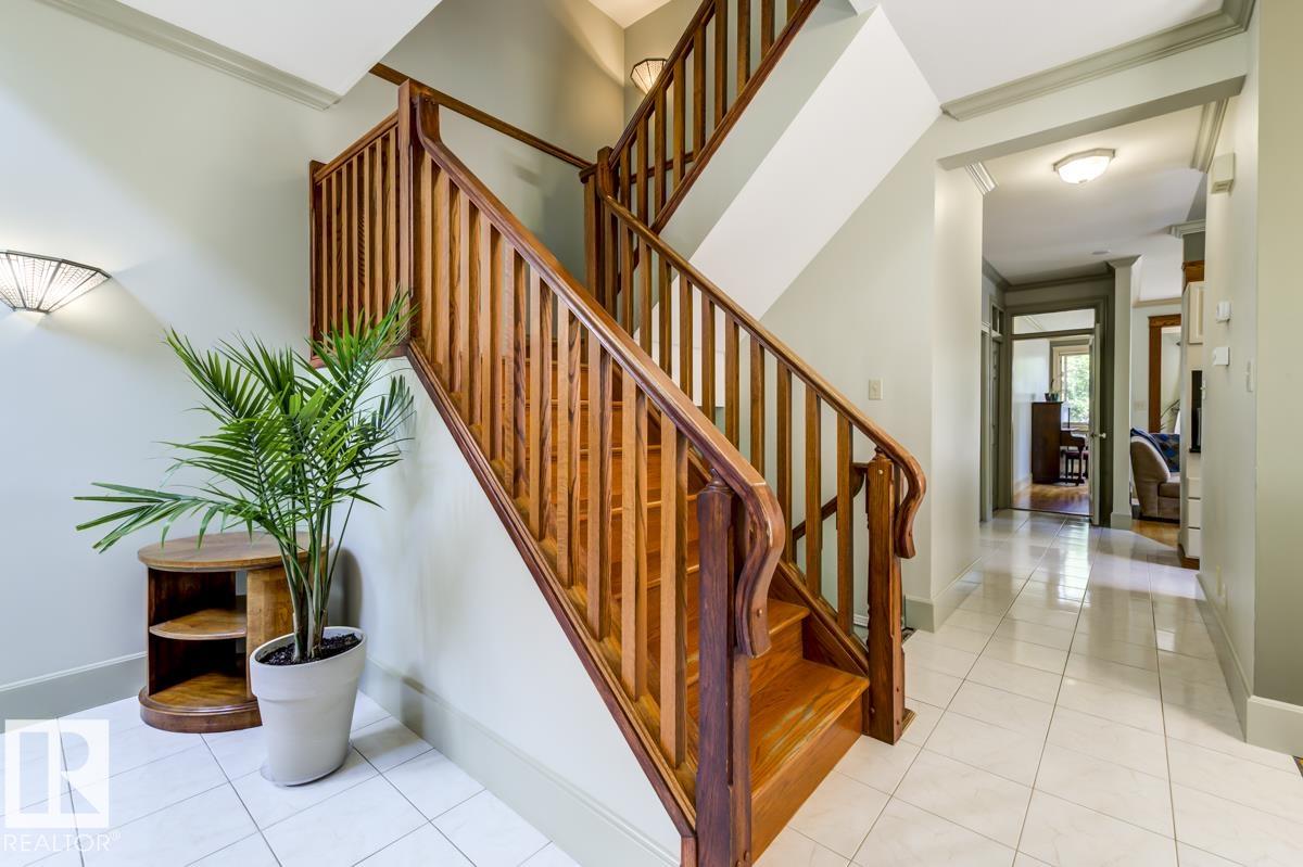 Photo 25 at 9523 101 Street NW, Rossdale, Edmonton