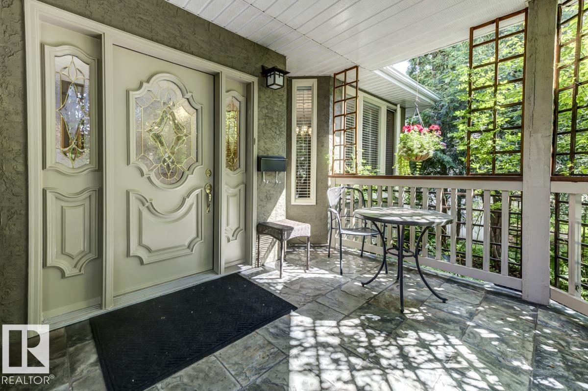 Photo 4 at 9523 101 Street NW, Rossdale, Edmonton