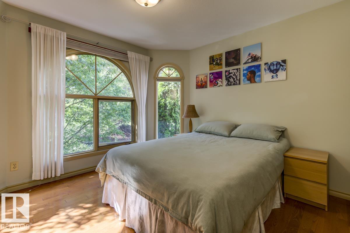 Photo 49 at 9523 101 Street NW, Rossdale, Edmonton