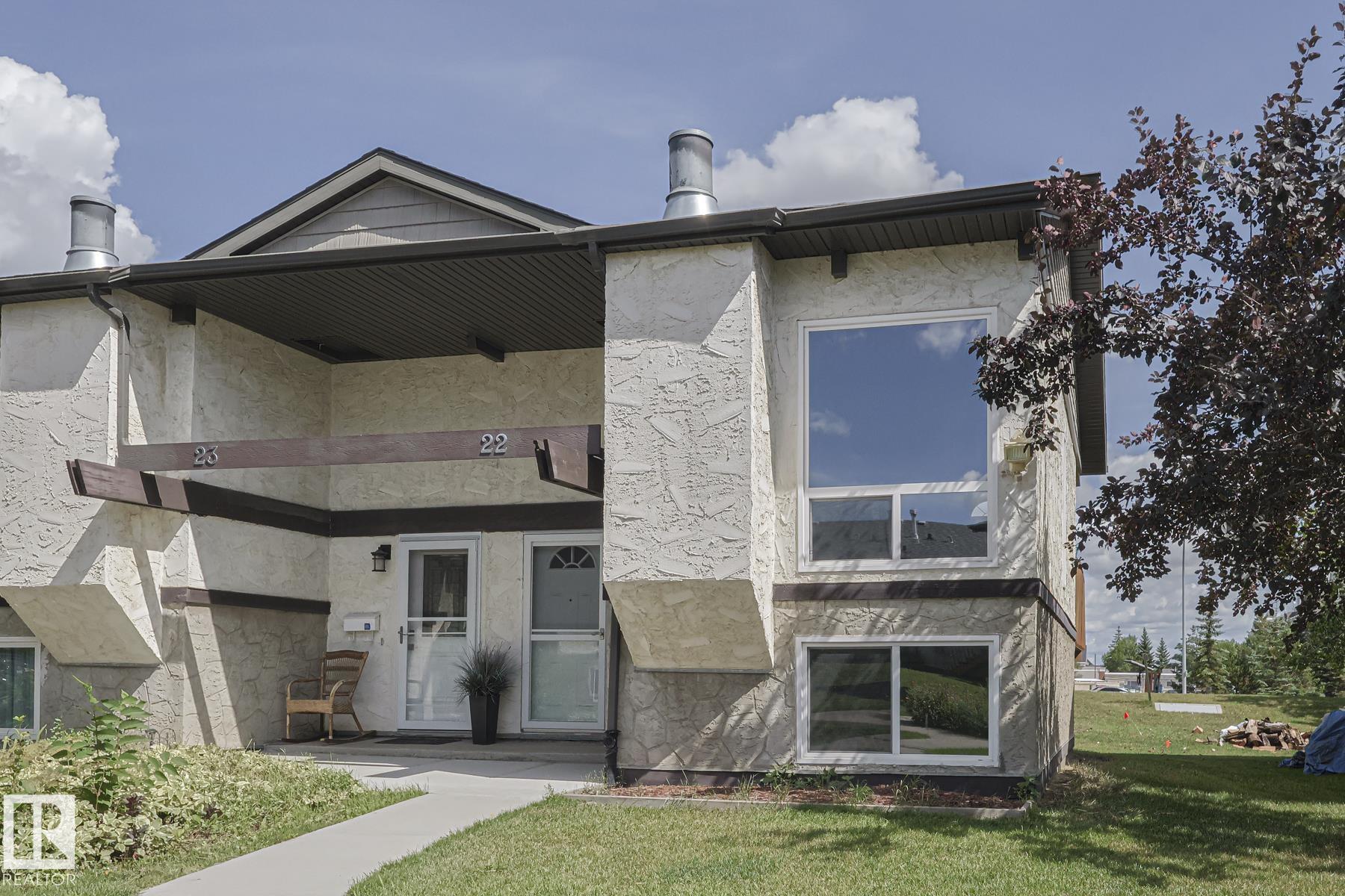 22 Northwoods Village NW, Caernarvon, Edmonton 