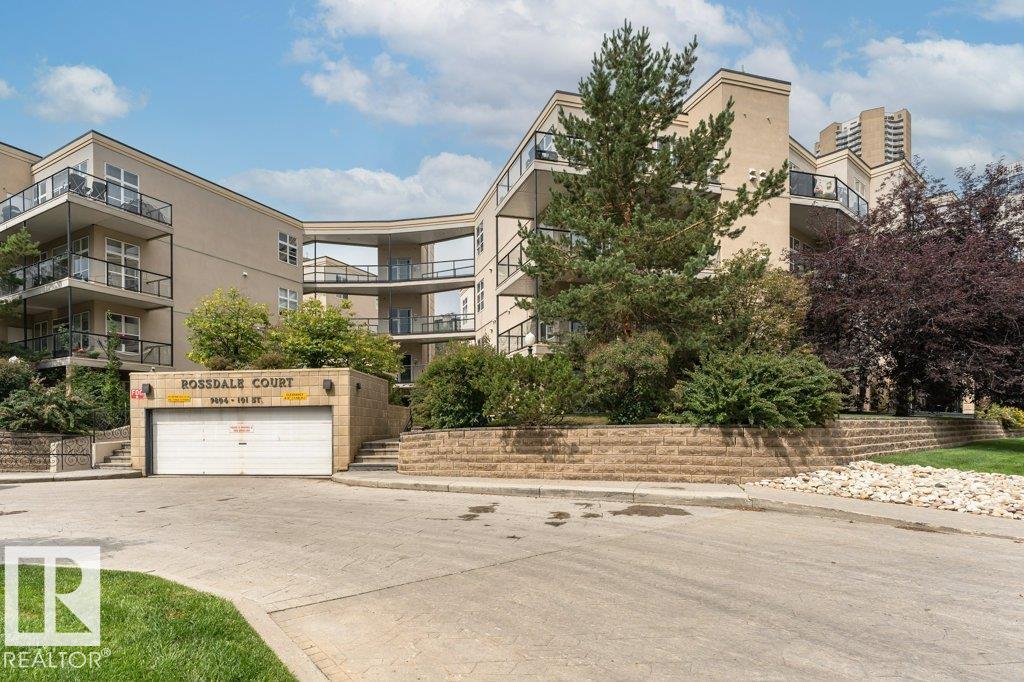 Photo 2 at 418 - 9804 101 Street NW, Rossdale, Edmonton