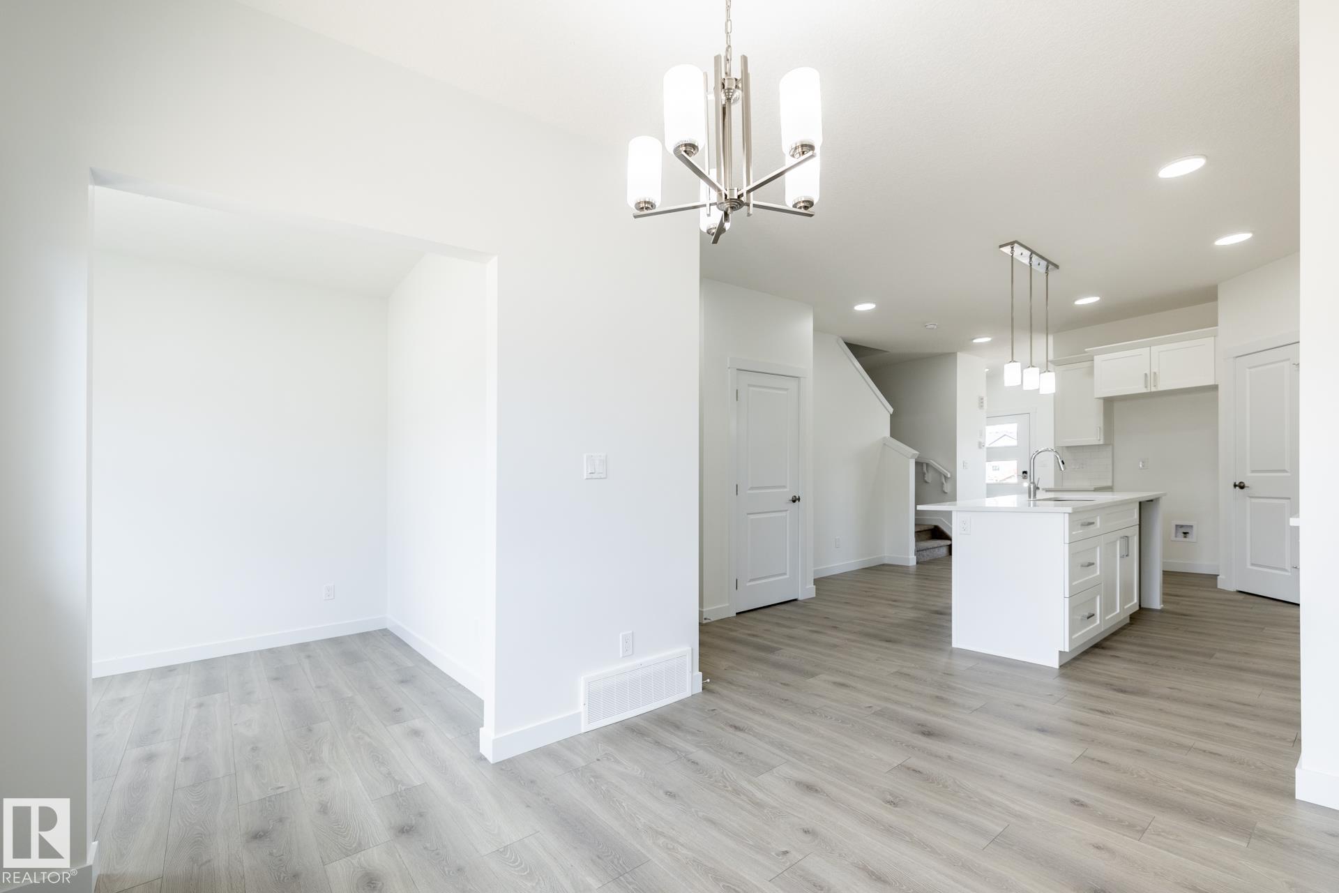 Photo 13 at 52 Covell Common, Copperhaven, Spruce Grove