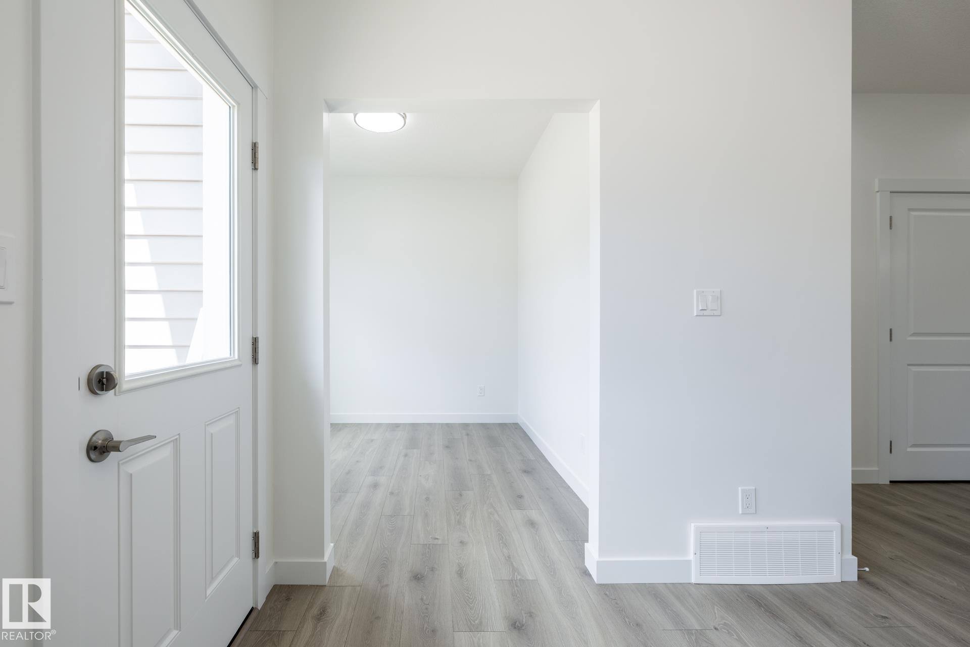 Photo 14 at 52 Covell Common, Copperhaven, Spruce Grove