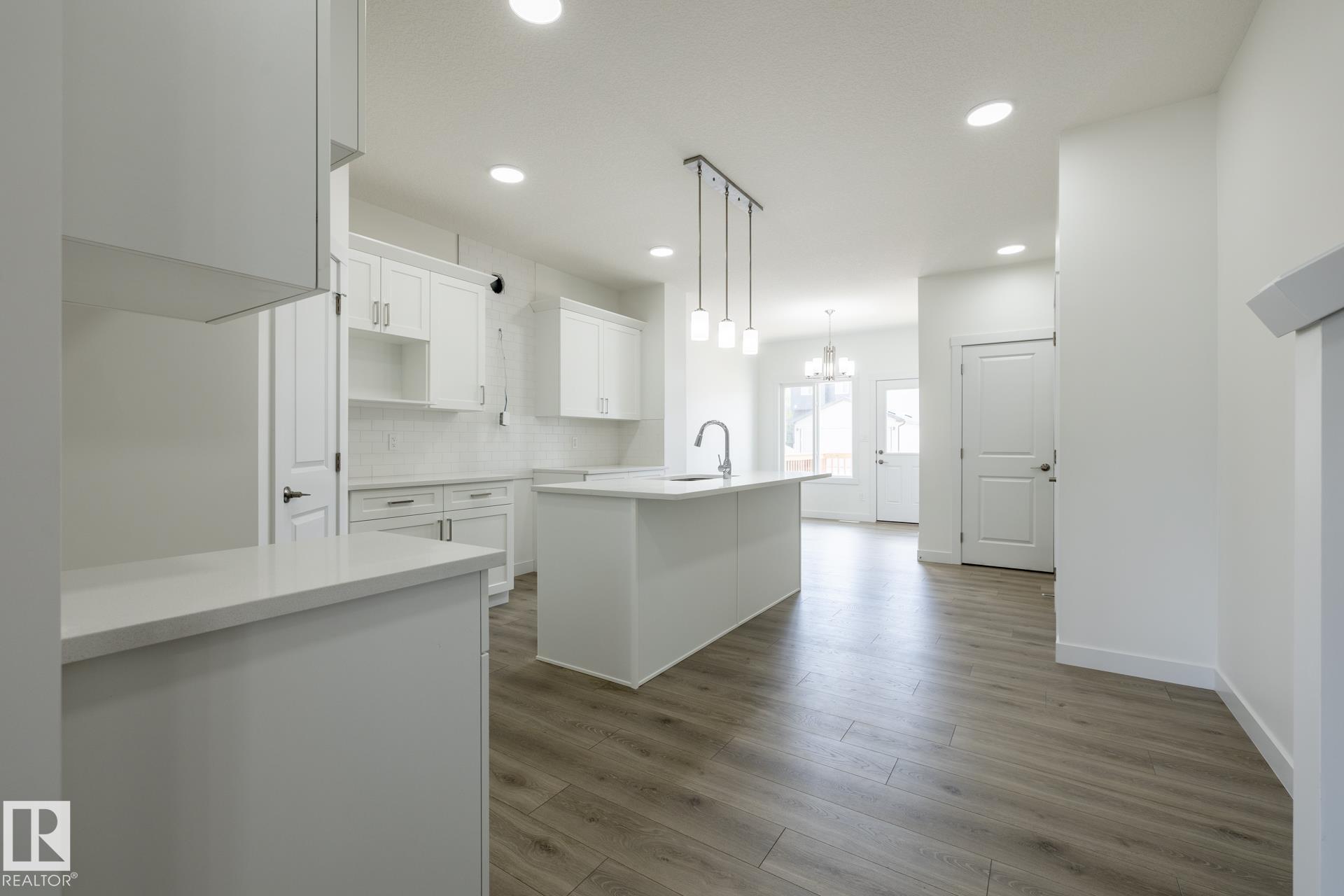 Photo 10 at 52 Covell Common, Copperhaven, Spruce Grove