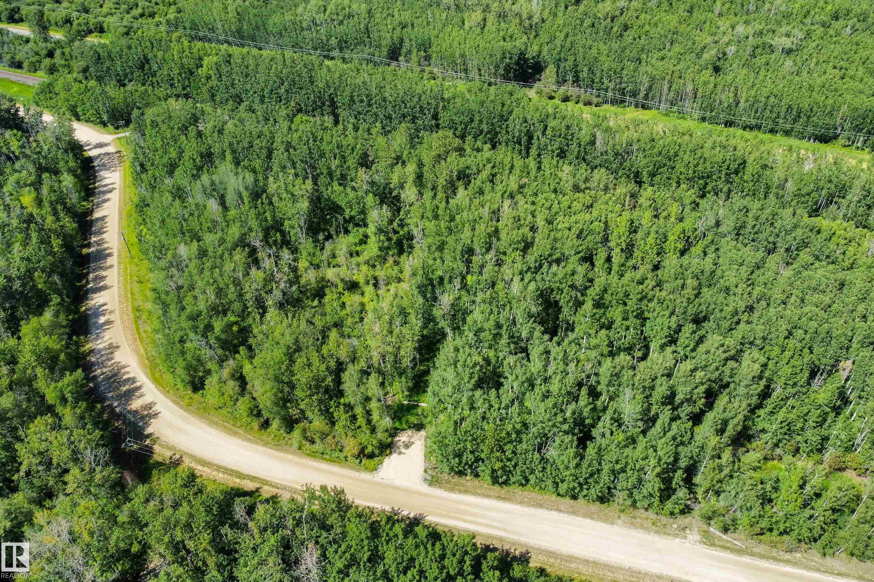 Photo 2 at 4312 Lakeshore Road, Ascot Beach, Rural Parkland County