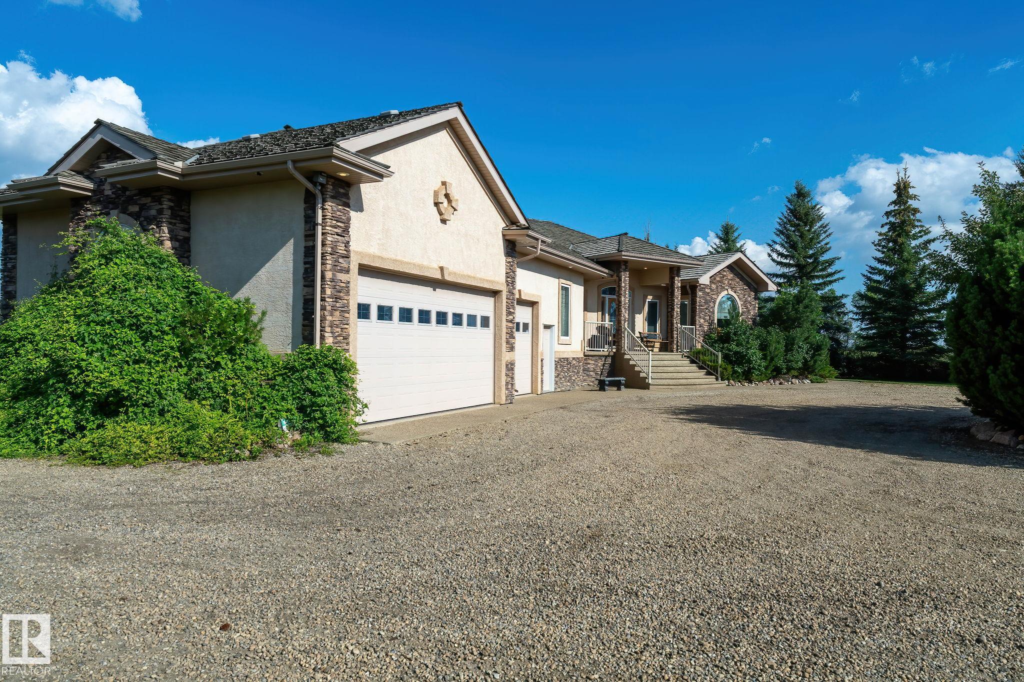 Photo 3 at 54115 Range Road 263, None, Rural Sturgeon County