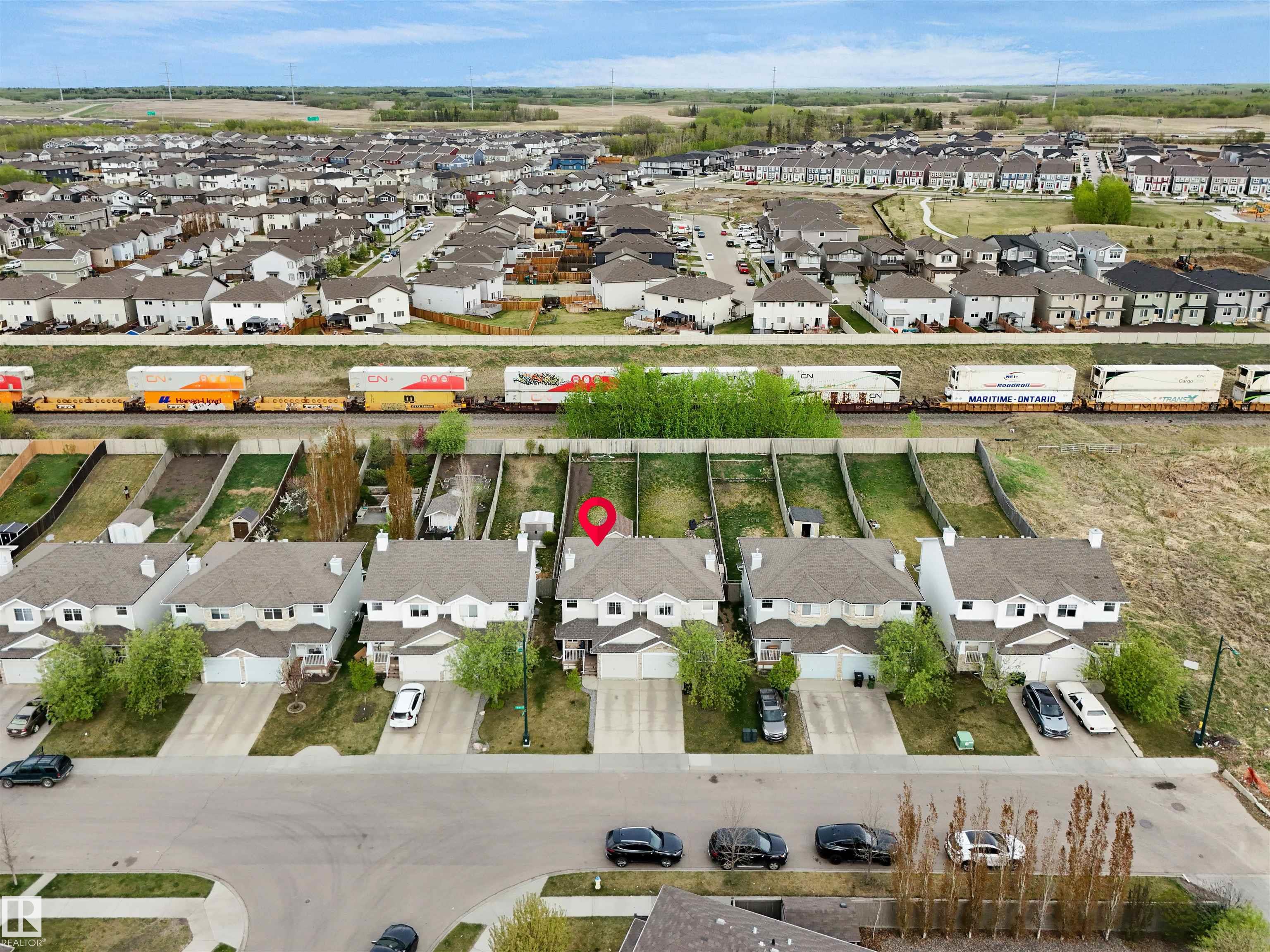 http://cdnparap120.paragonrels.com/ParagonImages/Property/p12/RAE/225365495/2/0/0/dd0dae75501f9a7073622e798e7369e0/1/2986a5b97ae56cffb2678766ca4fb8b7/225365495-DD01F5F4-17E8-45CA-8E95-8BFFDC572A6A.JPG