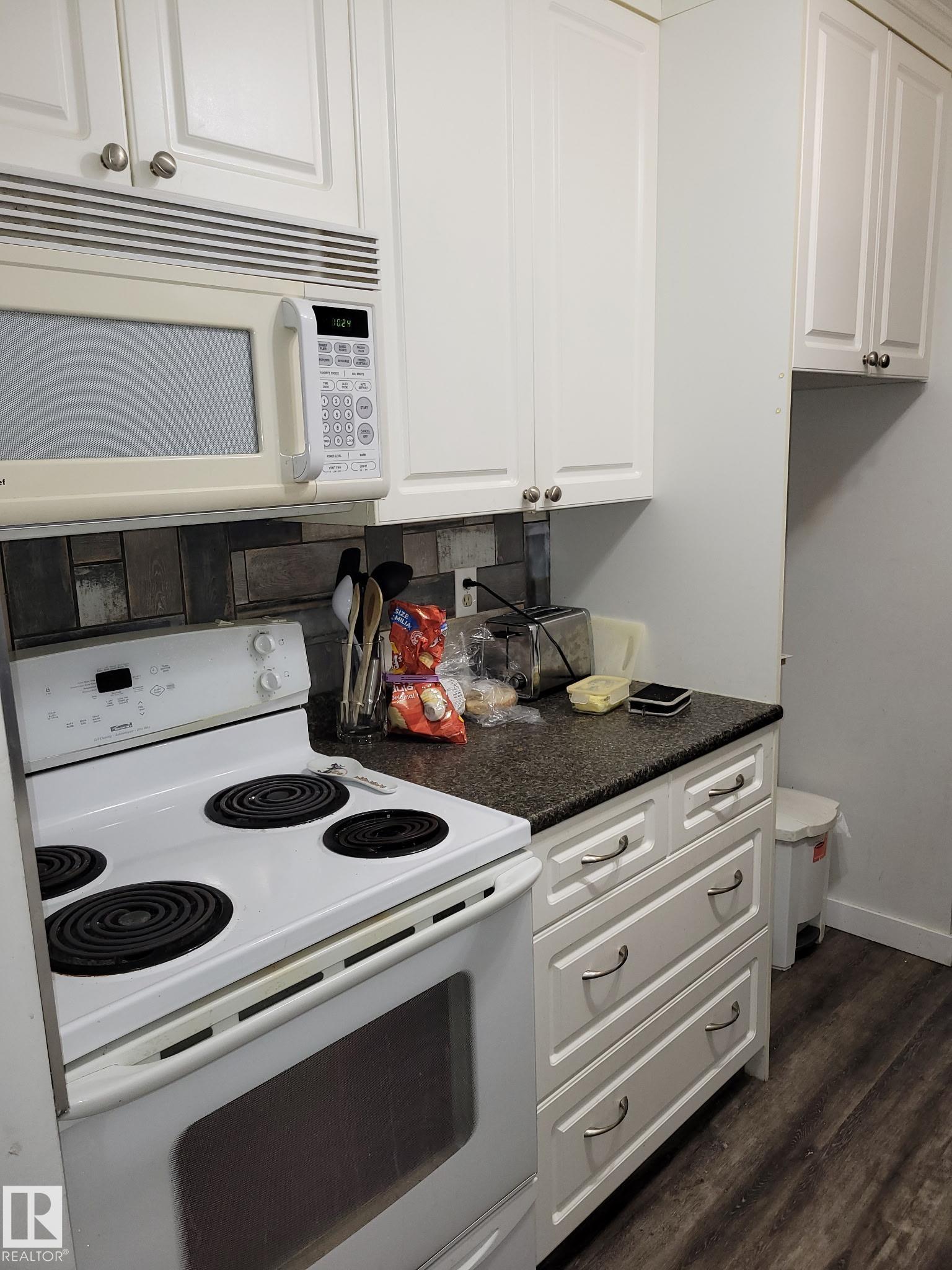 Photo 12 at 202 - 14825 51 Avenue NW, Ramsay Heights, Edmonton