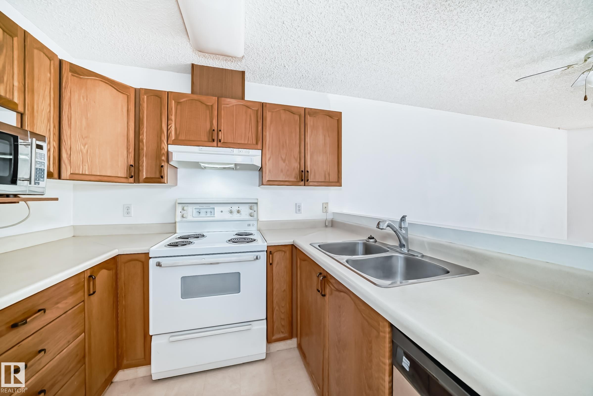 Photo 6 at 201 - 65 Gervais Road, Grandin, St. Albert