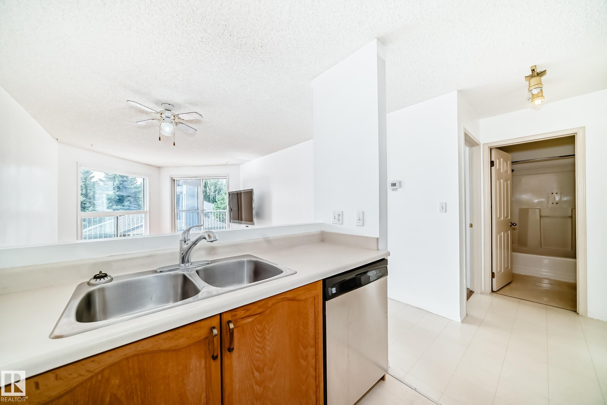 Photo 8 at 201 - 65 Gervais Road, Grandin, St. Albert