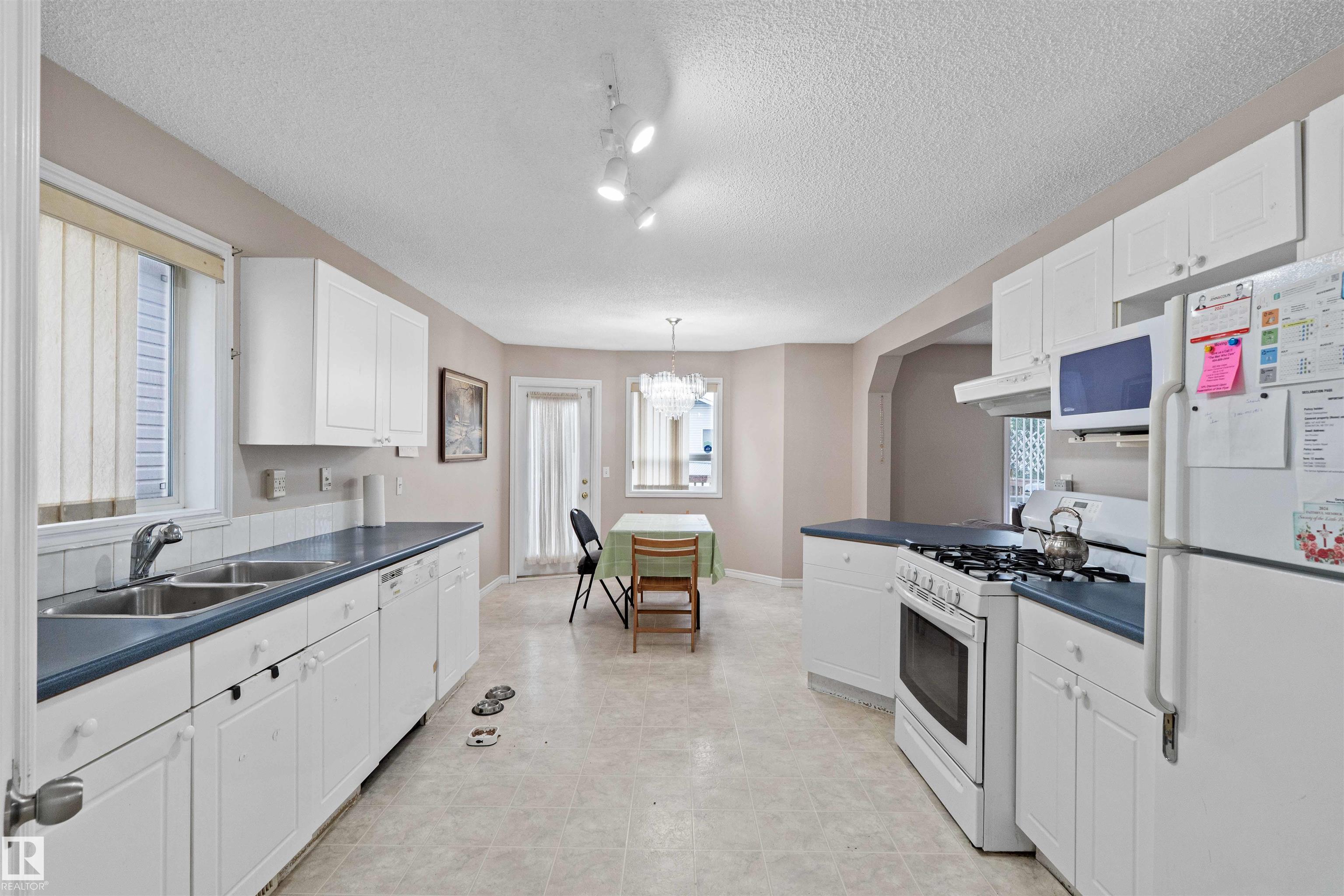 Photo 10 at 4804 147 Avenue NW, Miller, Edmonton