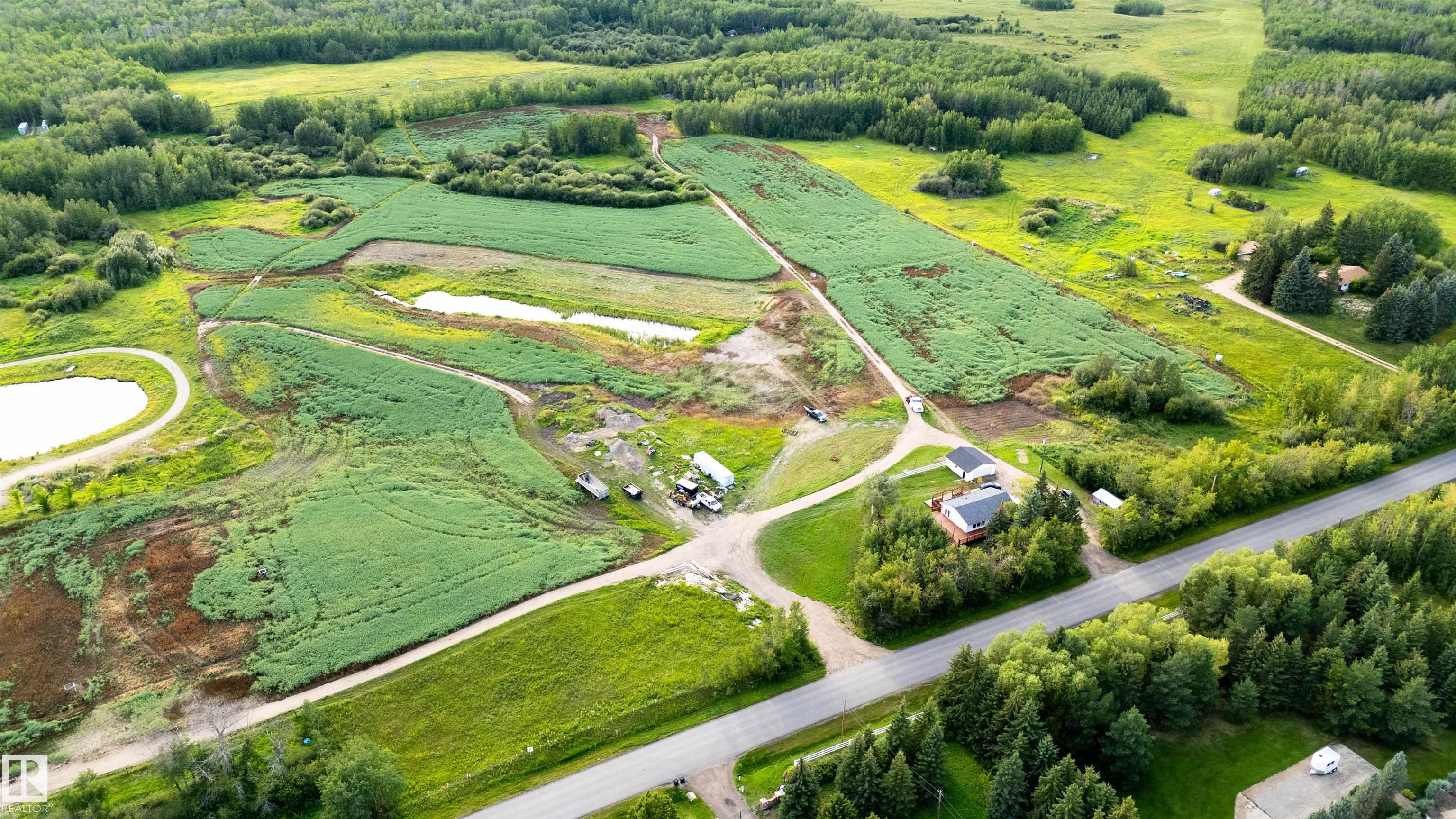 Photo 3 at 52028 Range Rd 231, None, Rural Strathcona County