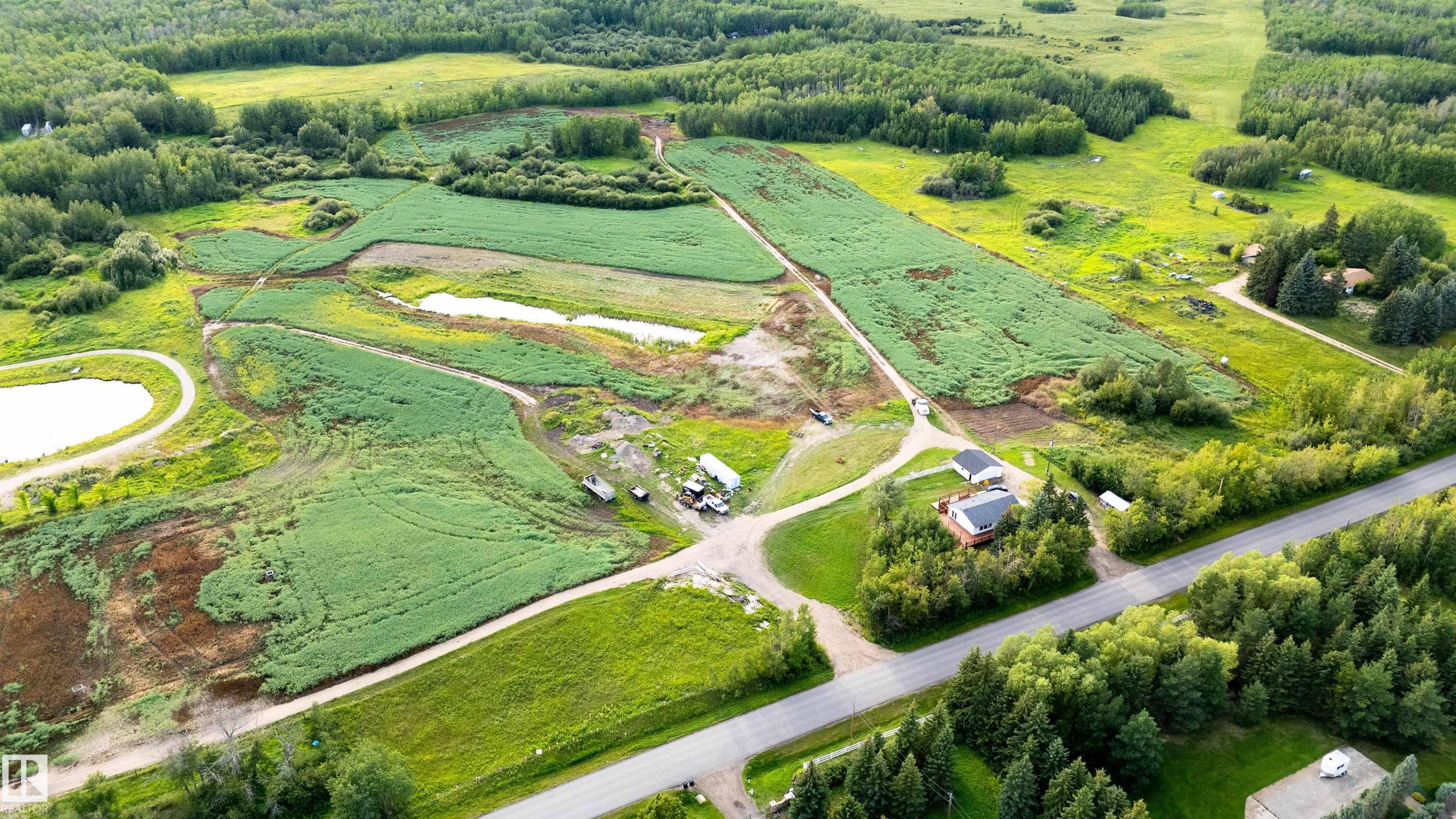 Photo 4 at 52028 Range Rd 231, None, Rural Strathcona County