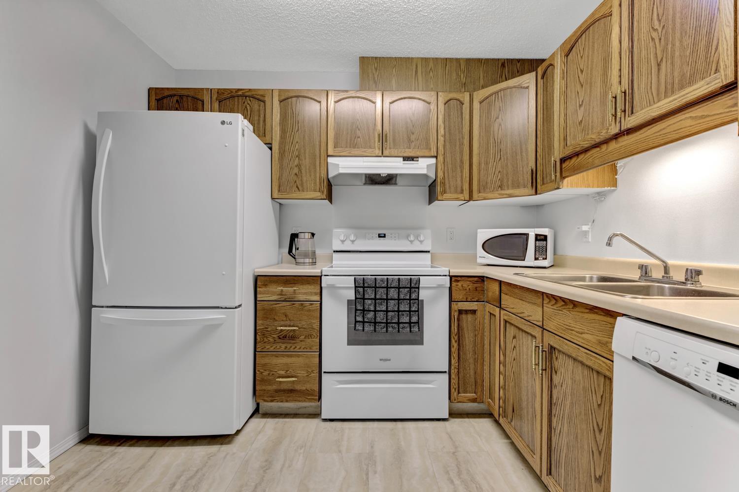 Photo 34 at 206 - 15503 106 Street NW, Beaumaris, Edmonton