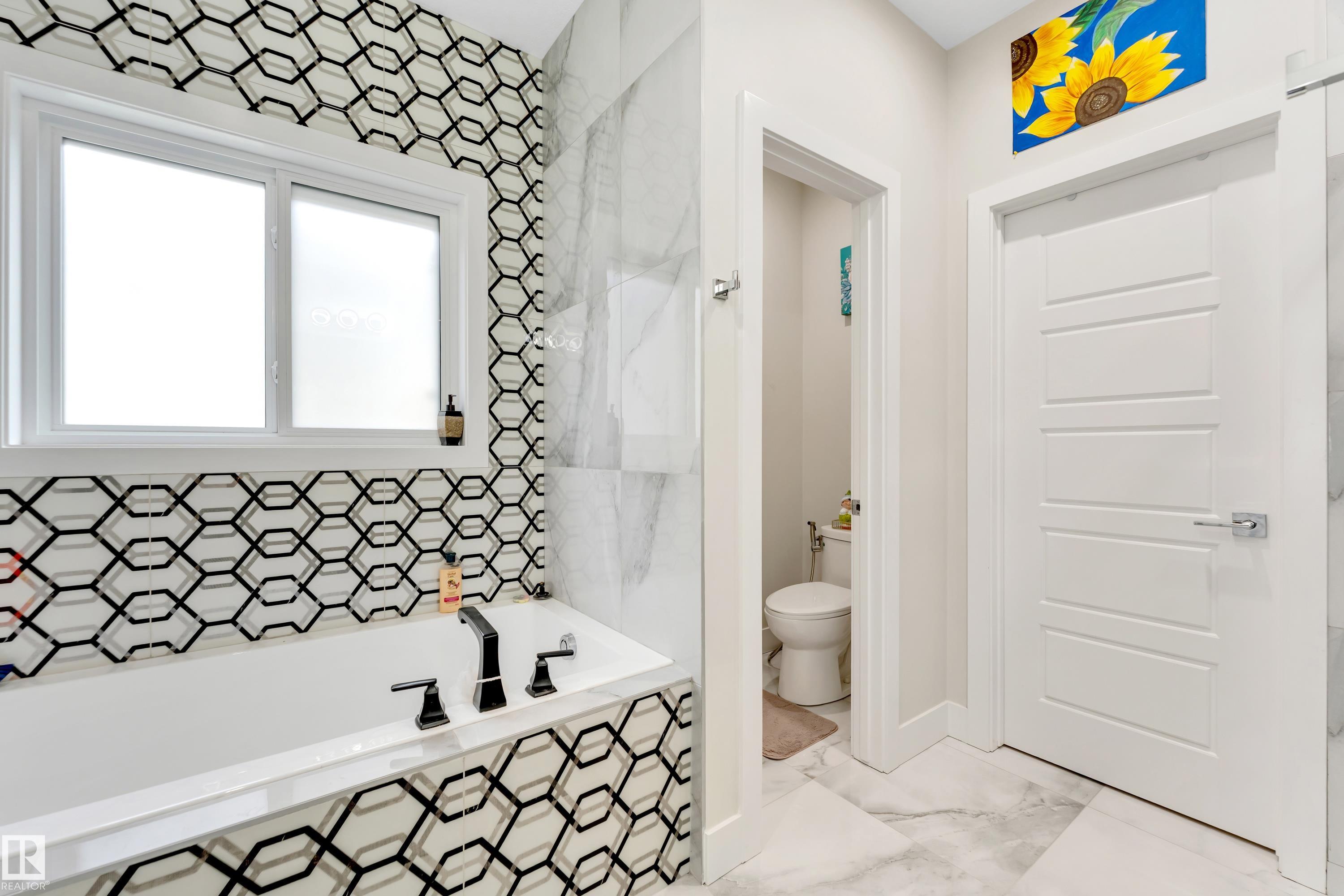 Photo 41 at 449 Roberts Crescent, Robinson, Leduc