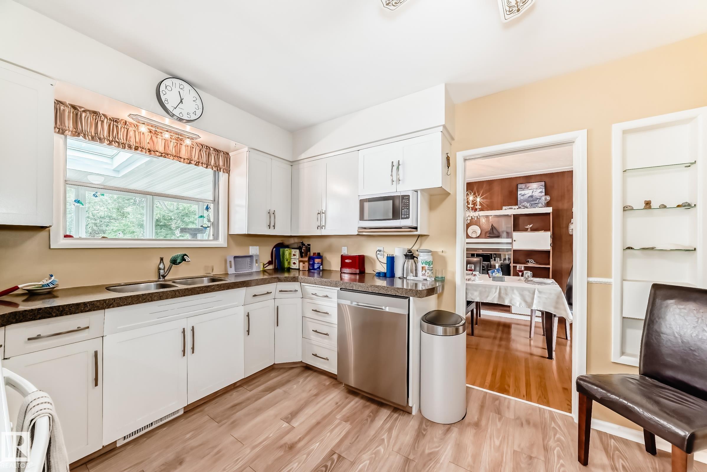 Photo 12 at 6504 109b Avenue NW, Capilano, Edmonton