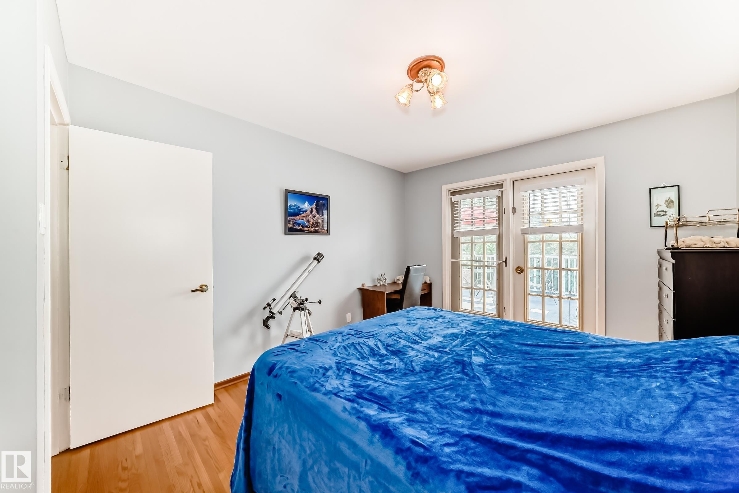 Photo 17 at 6504 109b Avenue NW, Capilano, Edmonton