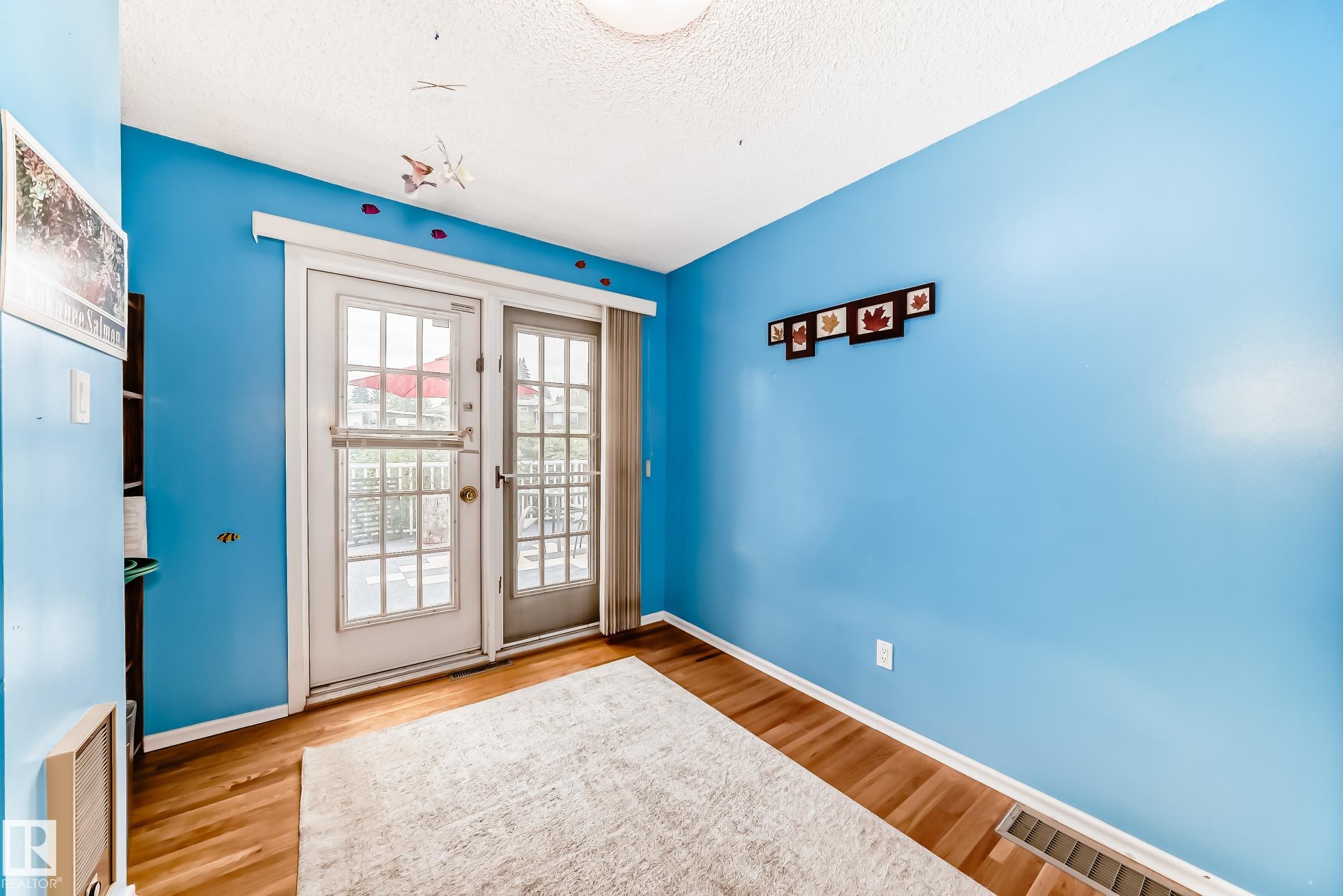 Photo 18 at 6504 109b Avenue NW, Capilano, Edmonton