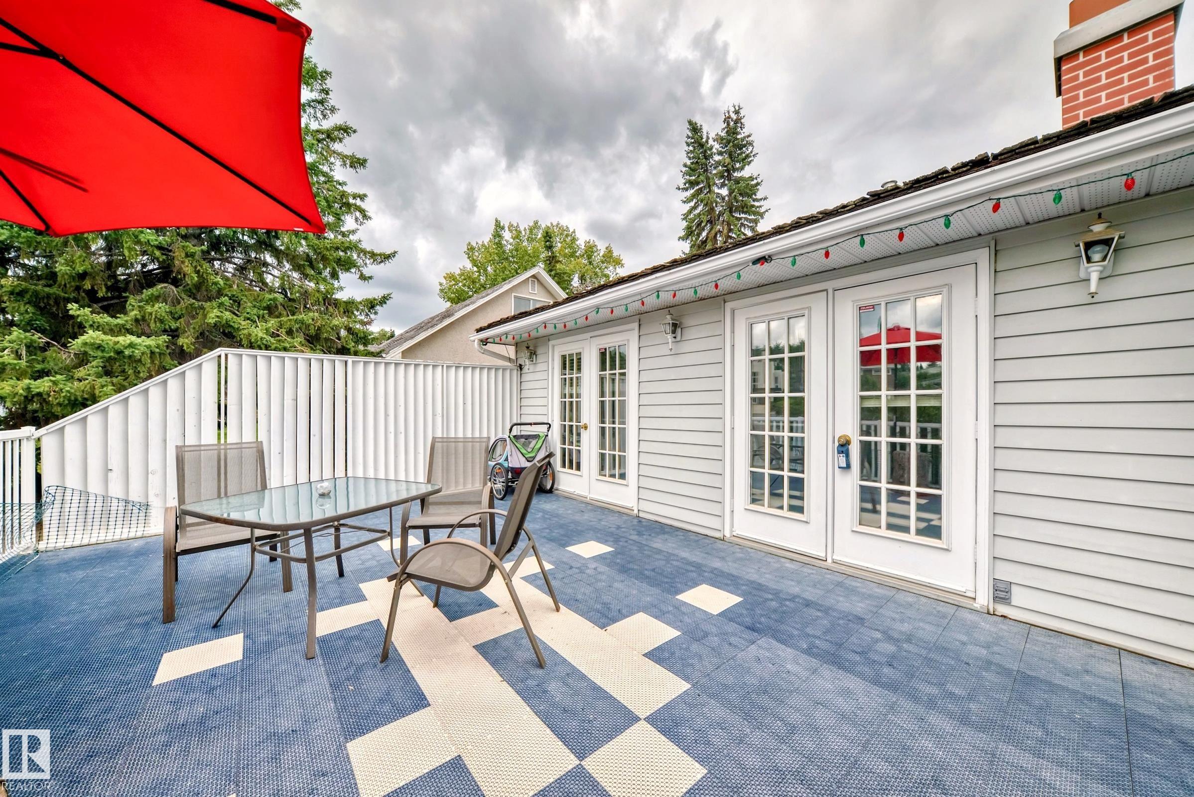 Photo 3 at 6504 109b Avenue NW, Capilano, Edmonton