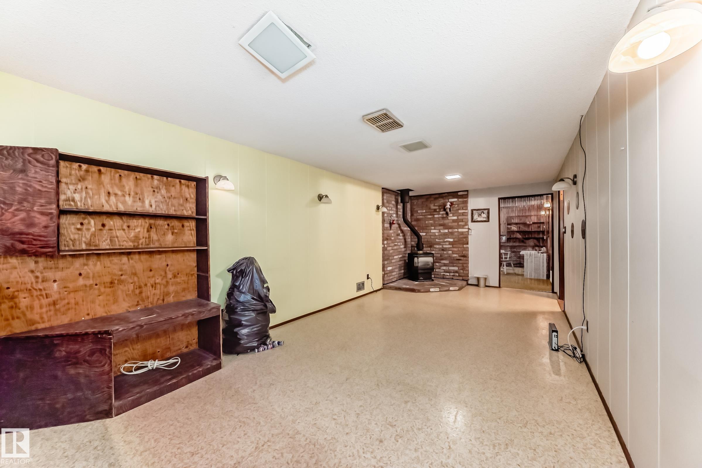 Photo 24 at 6504 109b Avenue NW, Capilano, Edmonton