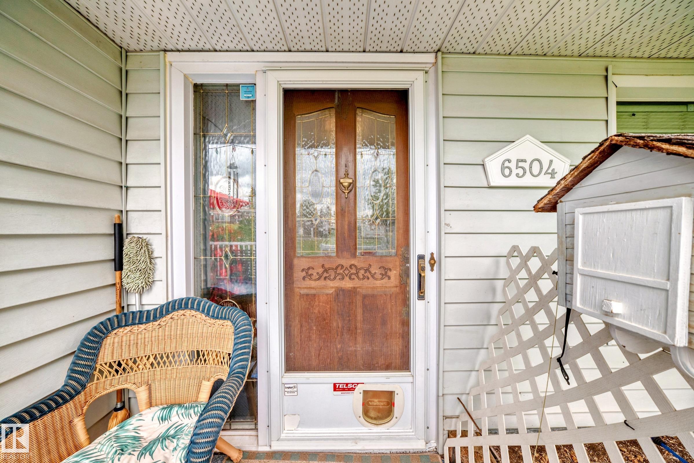 Photo 4 at 6504 109b Avenue NW, Capilano, Edmonton