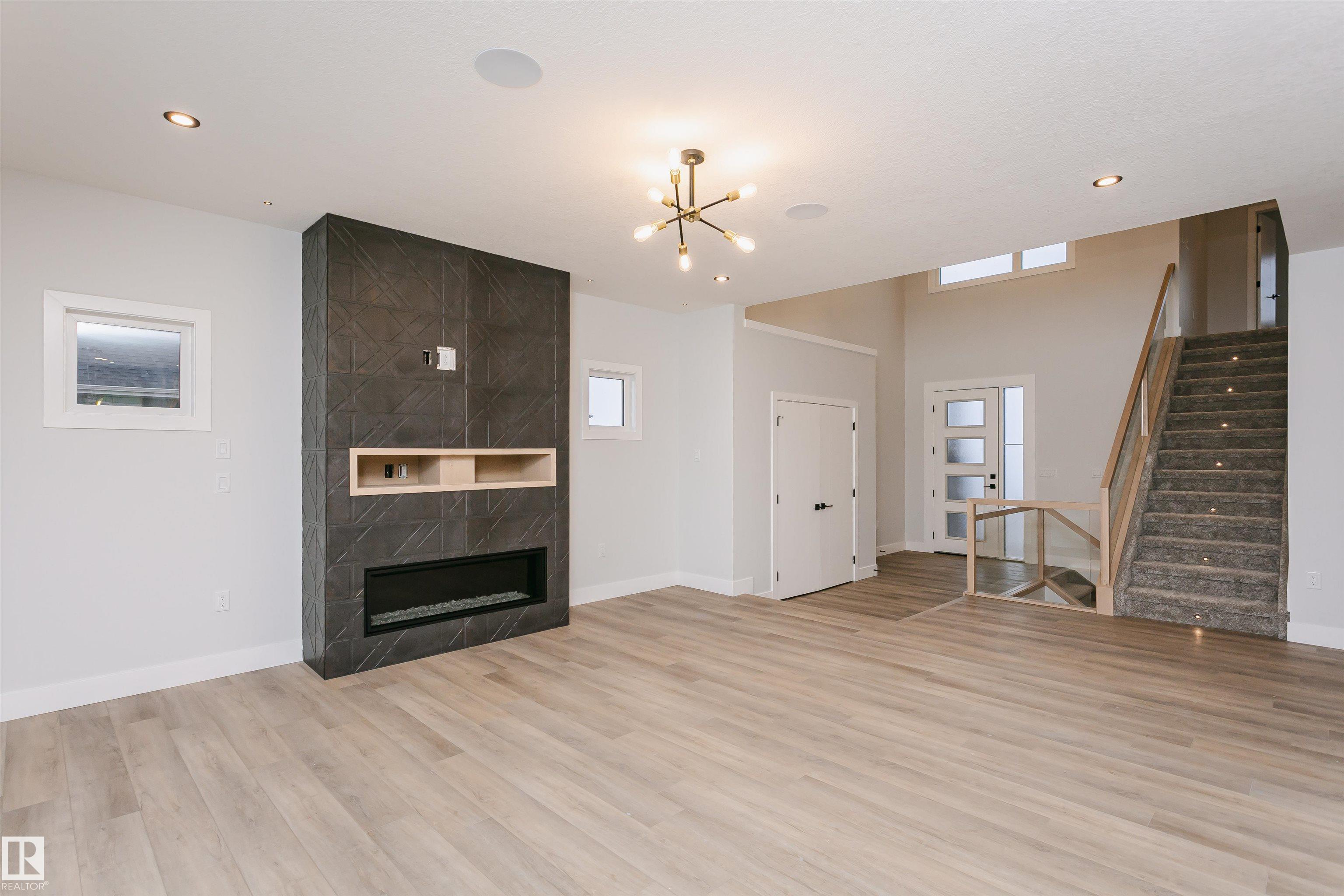 Photo 15 at 162 Edgewater Circle, Southfork, Leduc