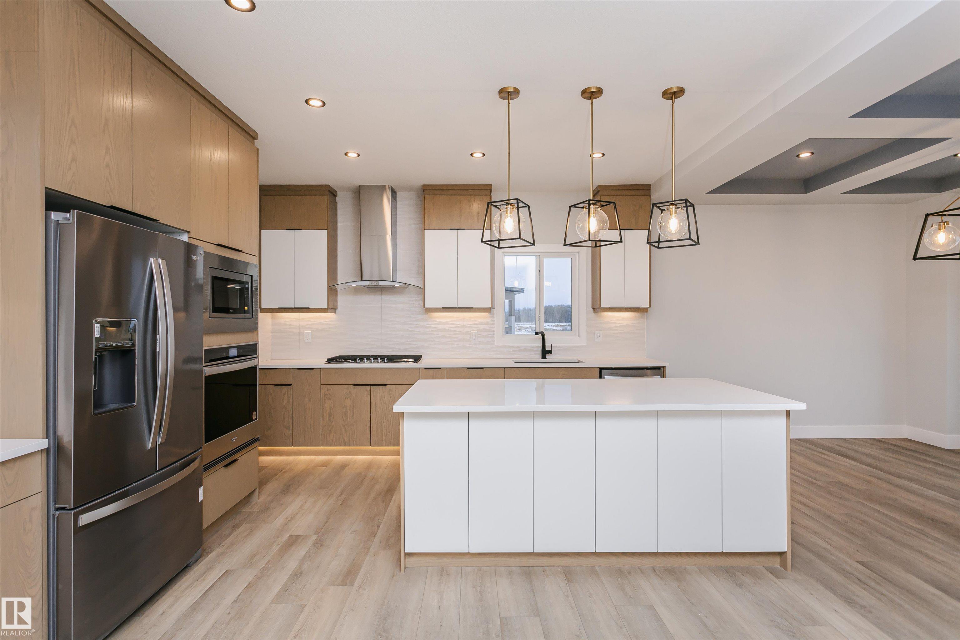 Photo 17 at 162 Edgewater Circle, Southfork, Leduc