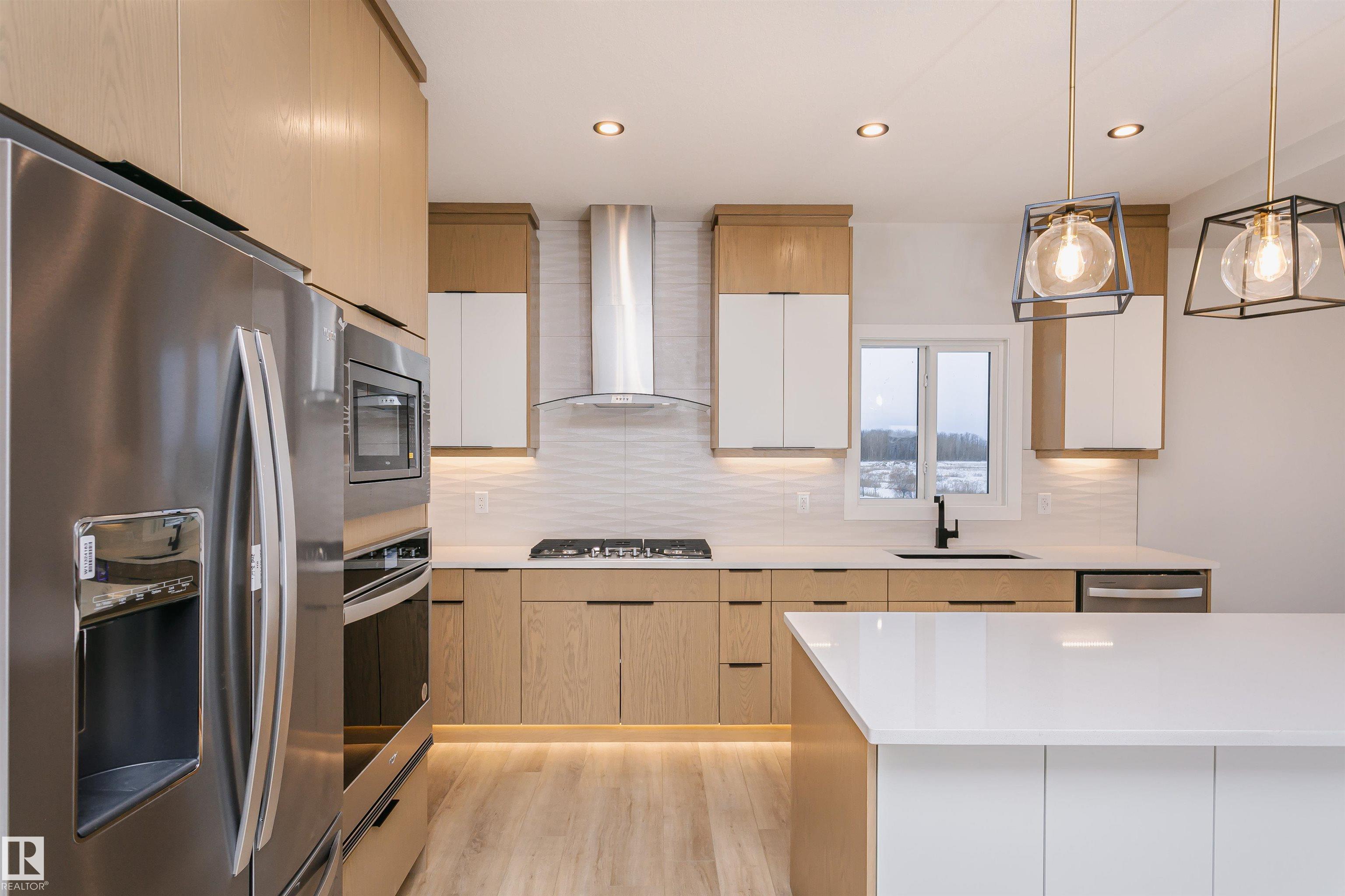 Photo 21 at 162 Edgewater Circle, Southfork, Leduc
