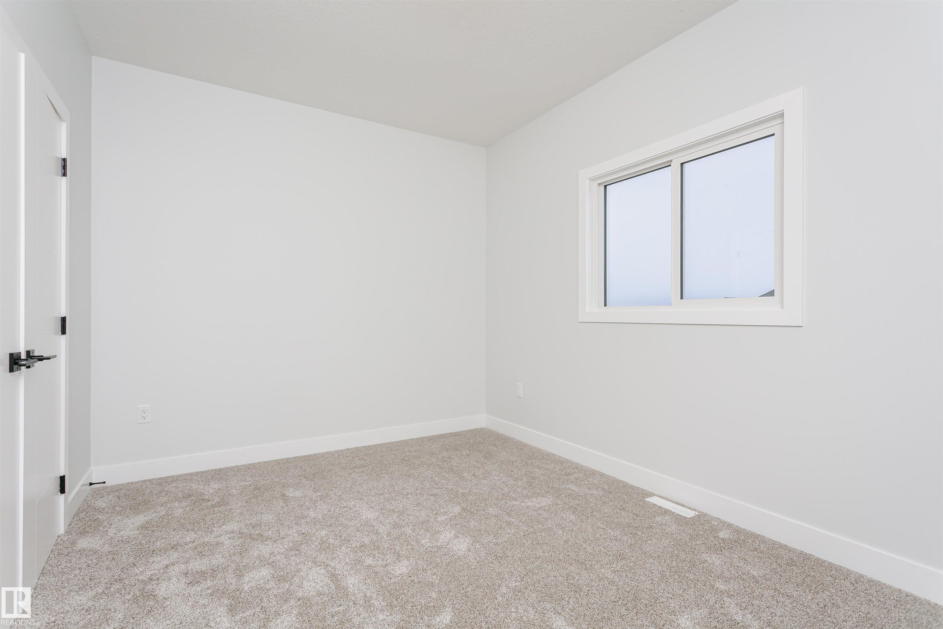 Photo 43 at 162 Edgewater Circle, Southfork, Leduc