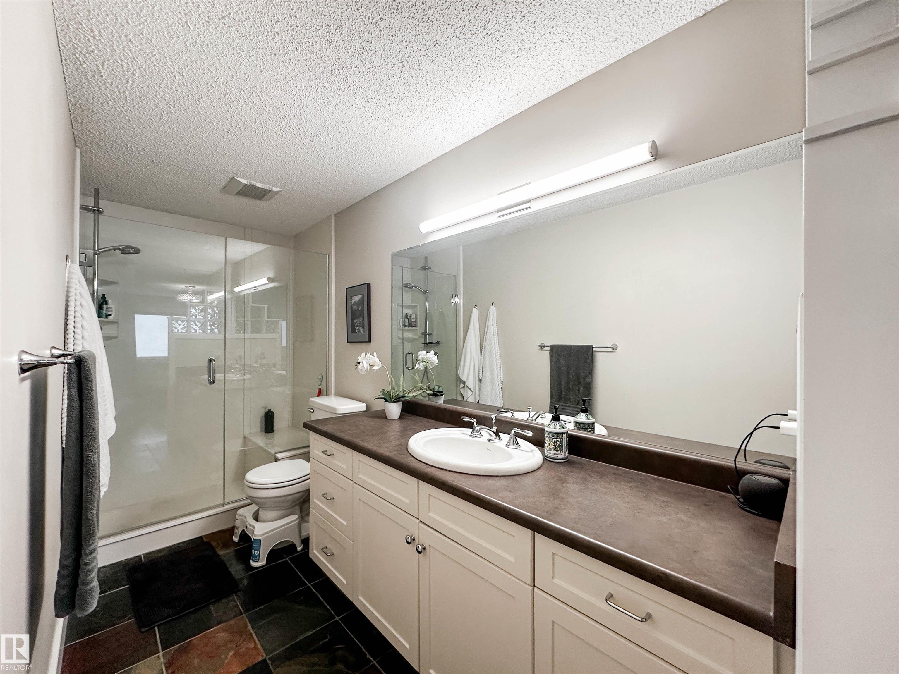 Photo 48 at 8 Whiteoaks Estates, Woodlands, St. Albert