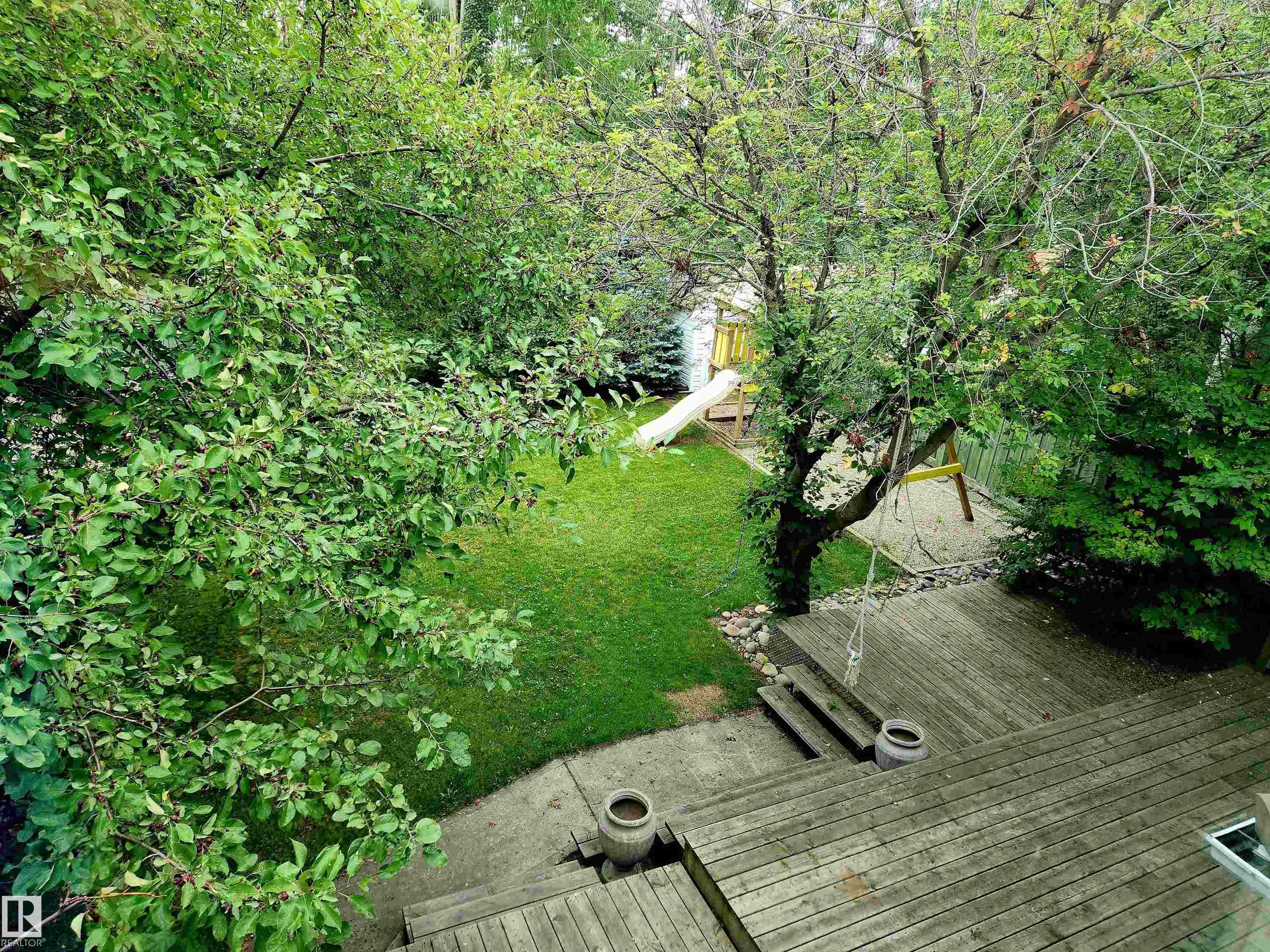 http://cdnparap120.paragonrels.com/ParagonImages/Property/p12/RAE/225365791/25/0/0/ef35a9e39b421fe01e8f6564b558eabf/1/b9043c4f40a860049d038b140923a3cc/225365791-d60b6512-44b3-4397-a735-167e798de5cc.JPG