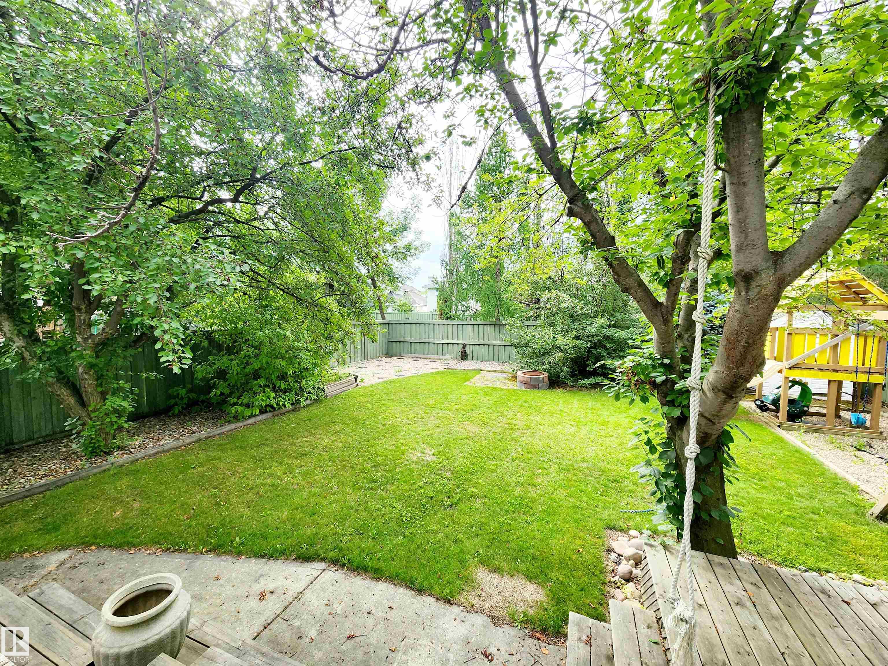 http://cdnparap120.paragonrels.com/ParagonImages/Property/p12/RAE/225365791/39/0/0/3cfc3f198157d217a0ff15596c7f02f2/1/b9043c4f40a860049d038b140923a3cc/225365791-43ee3230-d848-4916-a7ea-d82b51c2183a.JPG
