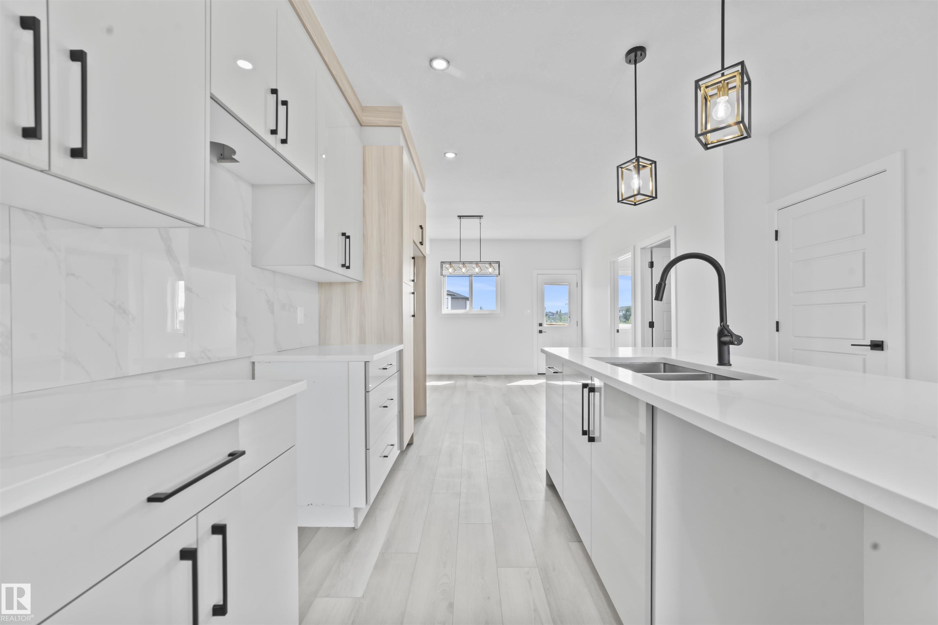 Photo 12 at 201 Deer Valley Drive, Deer Valley, Leduc