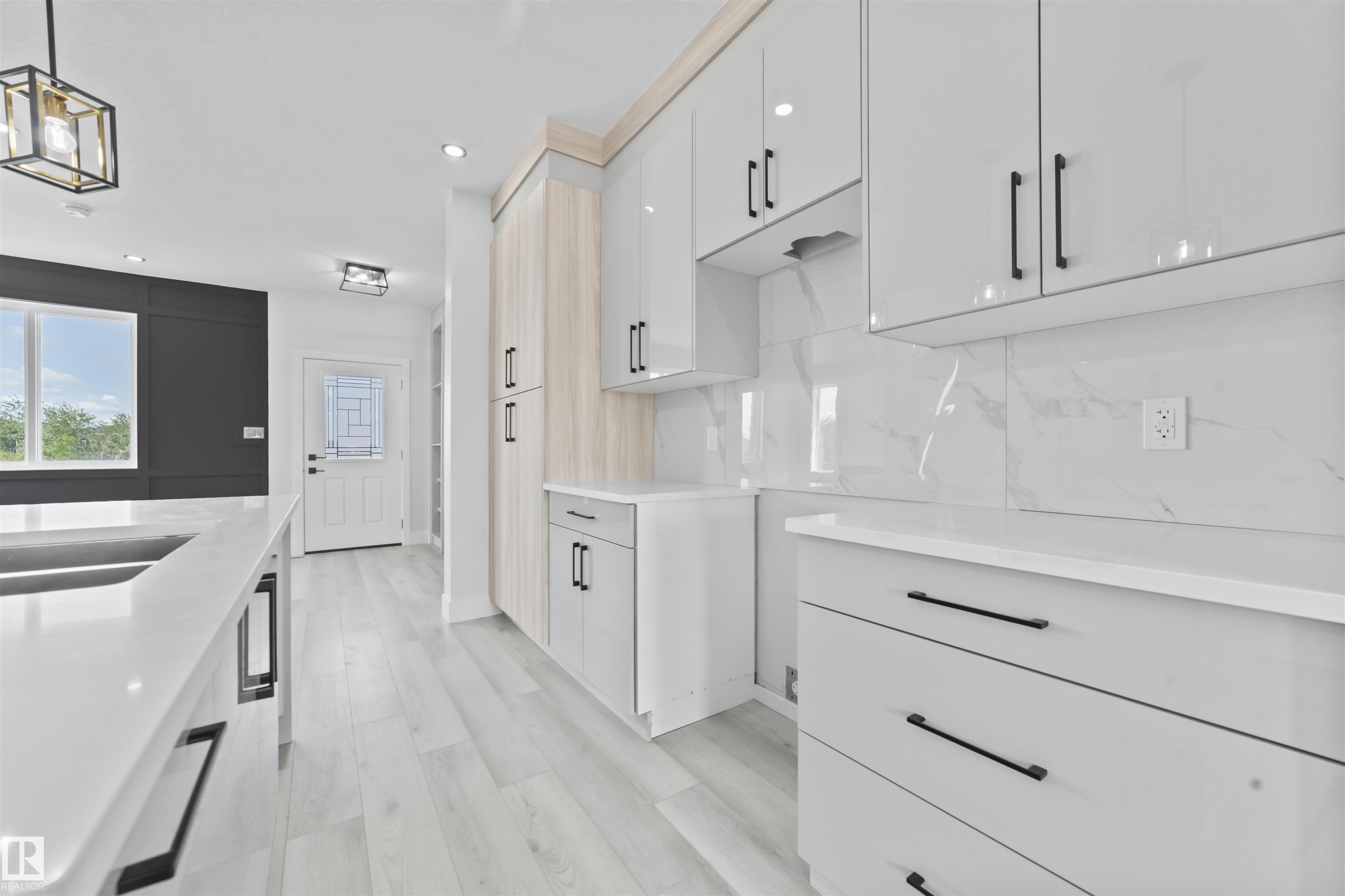 Photo 20 at 201 Deer Valley Drive, Deer Valley, Leduc