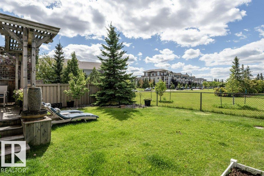 http://cdnparap120.paragonrels.com/ParagonImages/Property/p12/RAE/225365850/58/0/0/ef5ecf85a708f64522b214102dd28c4d/1/0fbc228a8331d5e2834c7e714a503d3e/225365850-addd1793-c788-45bb-b38f-de86141d9d96.JPG