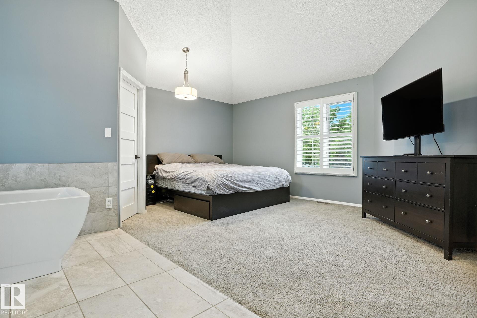 Photo 23 at 77 Princeton Crescent, Pineview, St. Albert