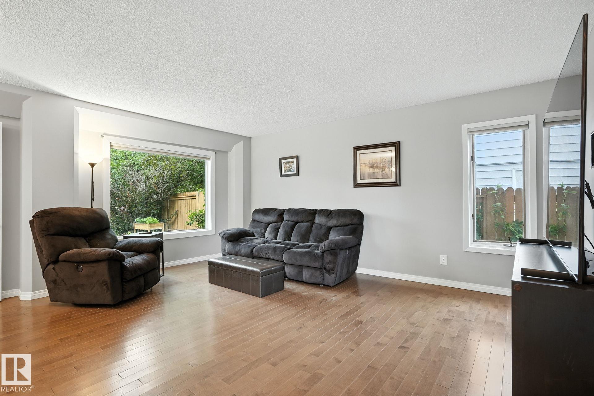 Photo 6 at 77 Princeton Crescent, Pineview, St. Albert