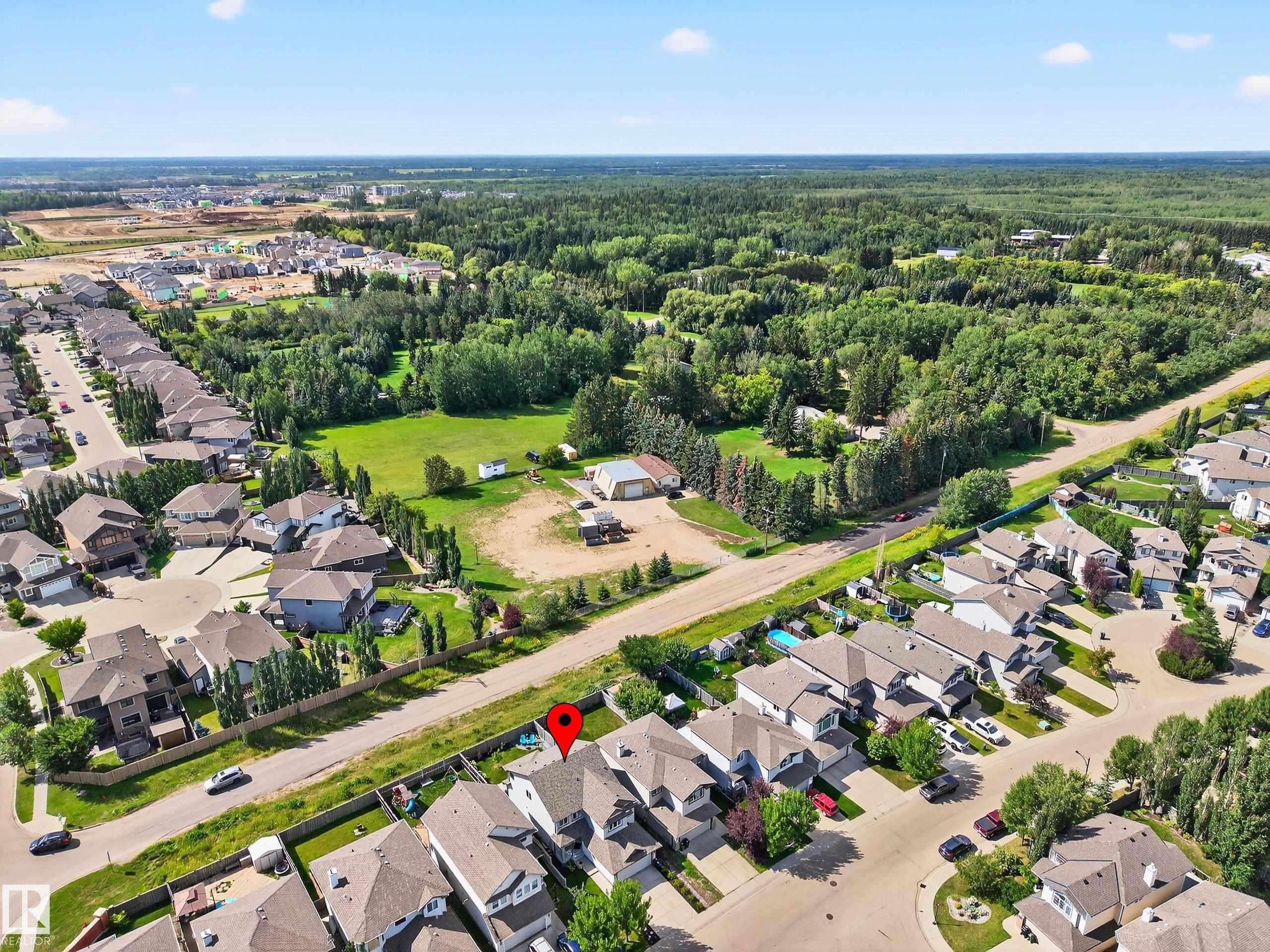 http://cdnparap120.paragonrels.com/ParagonImages/Property/p12/RAE/225365894/56/0/0/89f0201769481c65097a739b891d2131/1/8935c90516c685662b1f5fdf0892b14f/225365894-2d57f587-a490-40cf-a3b1-85ecc91ae5ba.JPG