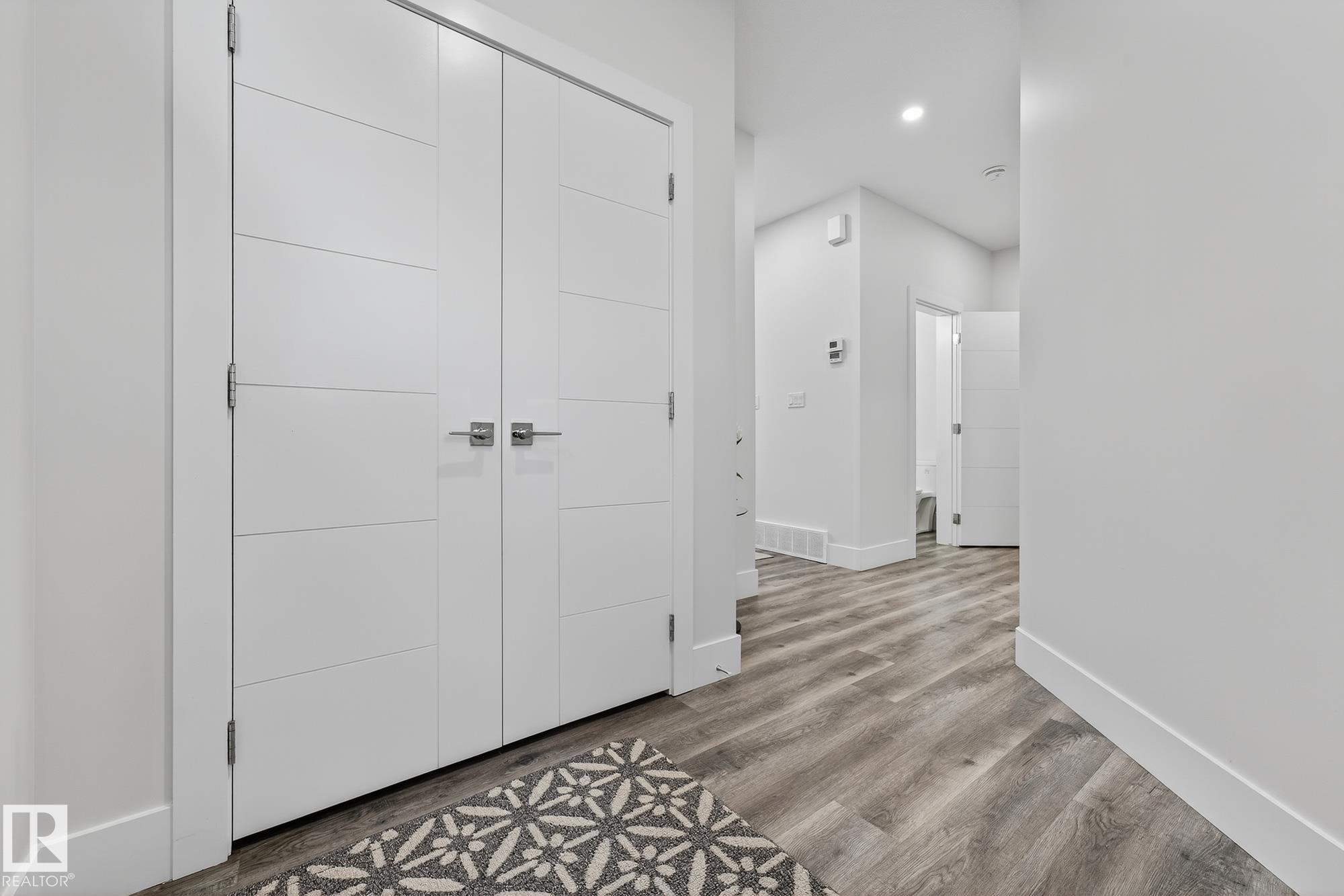 Photo 14 at 86 Meadowlink Common, McLaughlin, Spruce Grove
