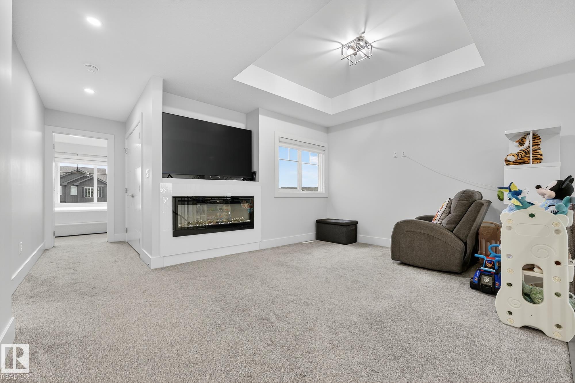 Photo 24 at 86 Meadowlink Common, McLaughlin, Spruce Grove