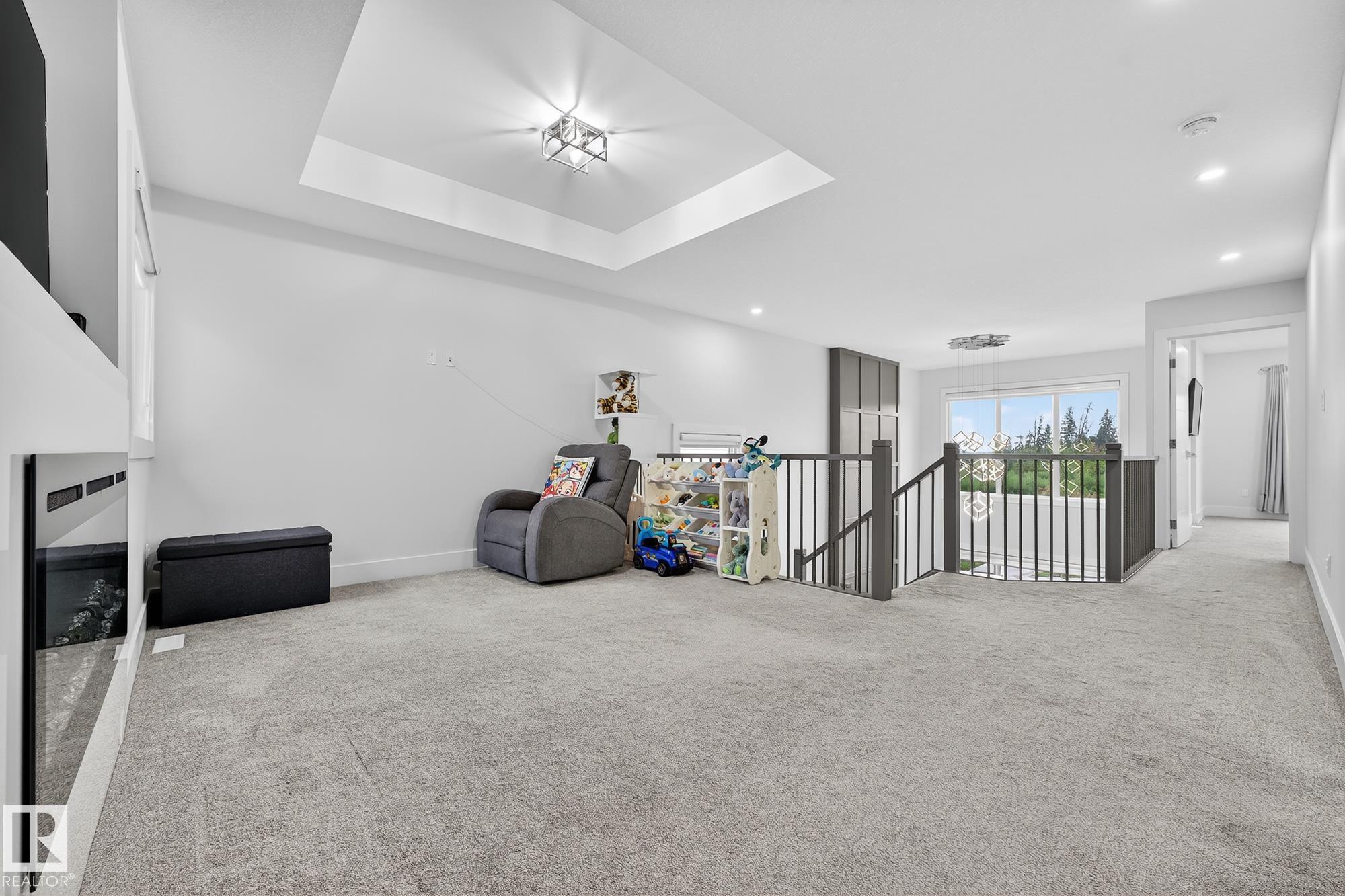 Photo 25 at 86 Meadowlink Common, McLaughlin, Spruce Grove