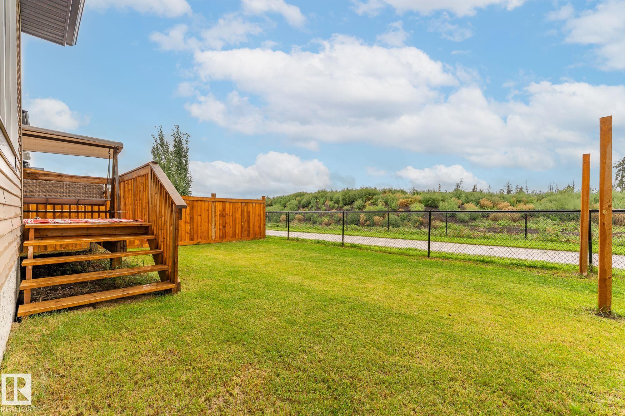 Photo 36 at 86 Meadowlink Common, McLaughlin, Spruce Grove