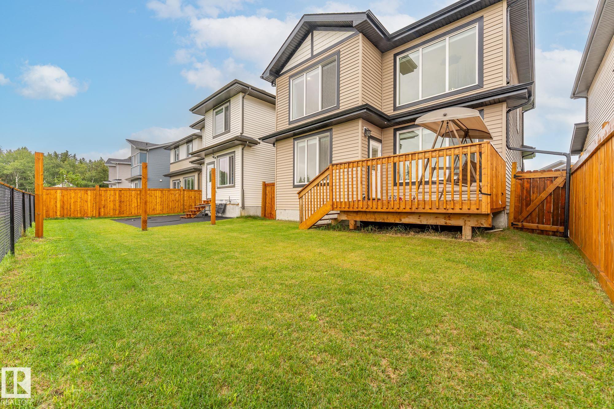 Photo 38 at 86 Meadowlink Common, McLaughlin, Spruce Grove
