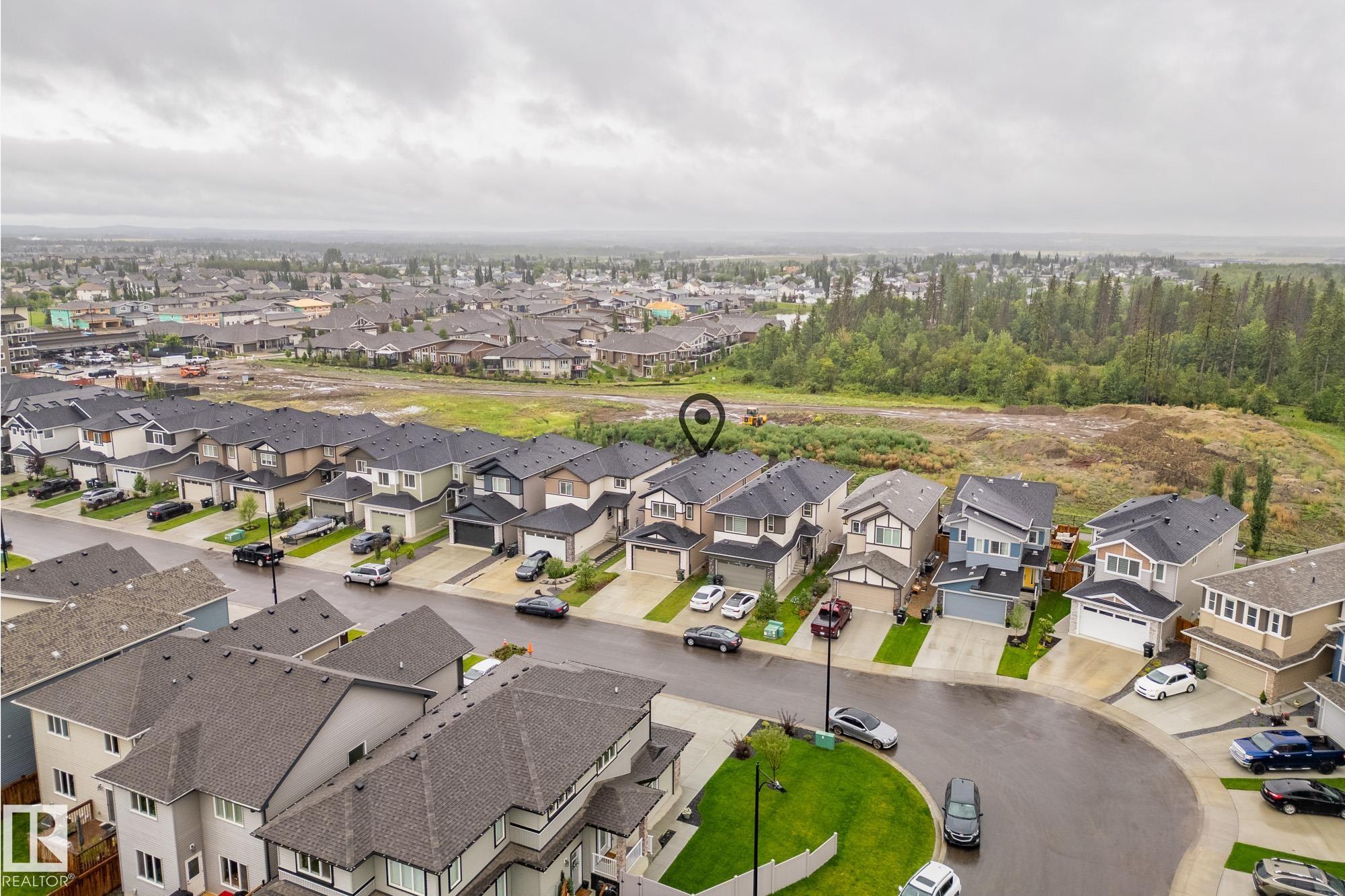 Photo 41 at 86 Meadowlink Common, McLaughlin, Spruce Grove