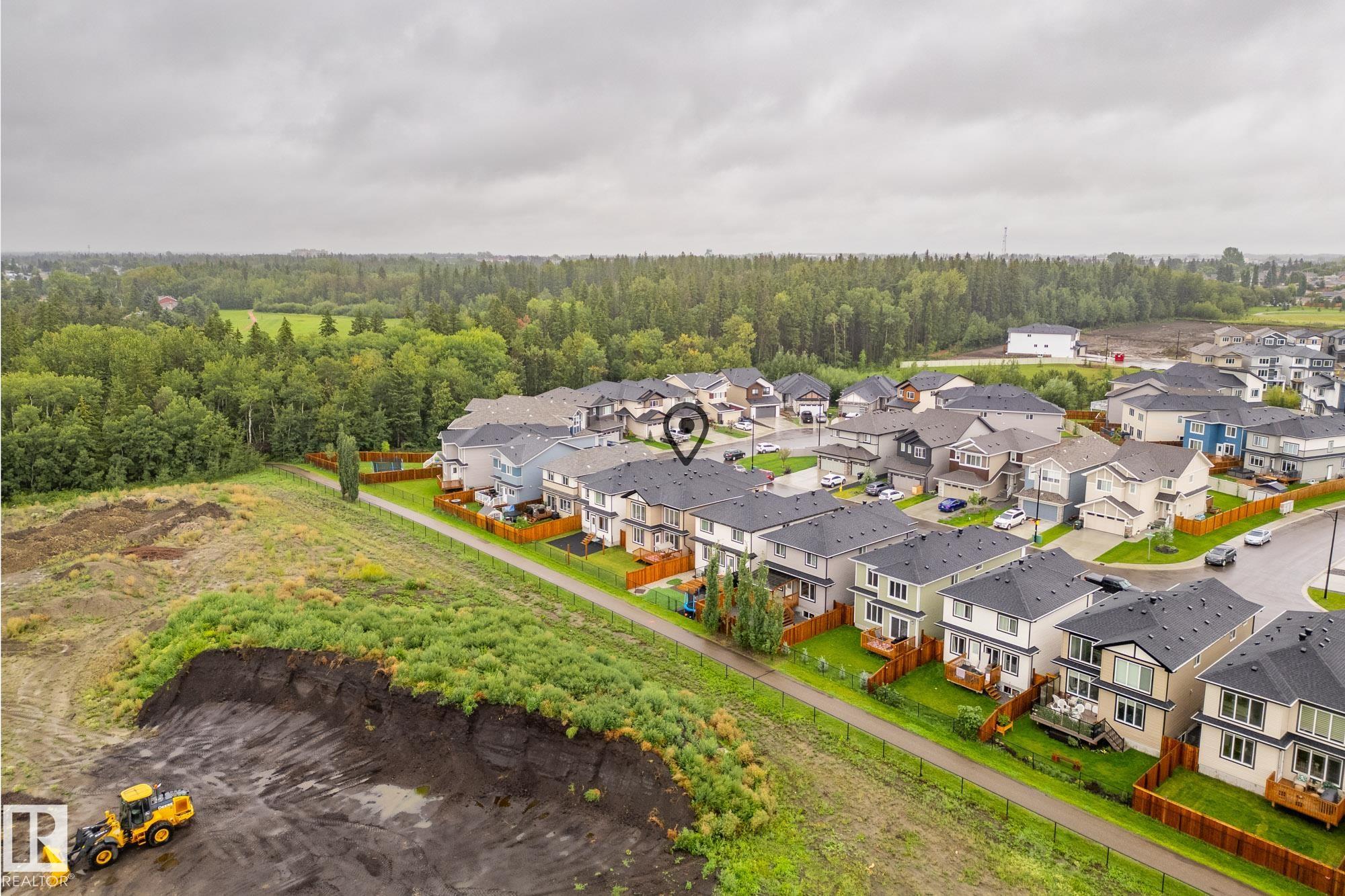 Photo 44 at 86 Meadowlink Common, McLaughlin, Spruce Grove