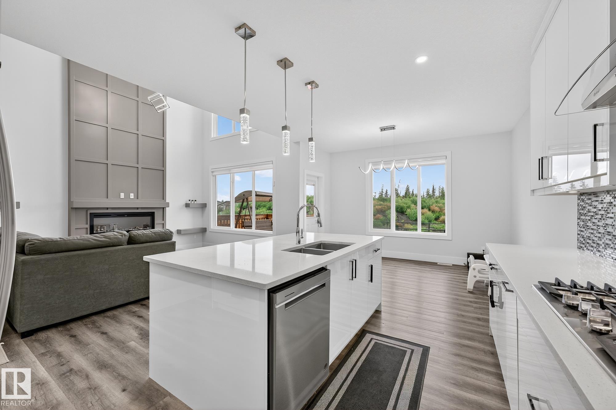 Photo 6 at 86 Meadowlink Common, McLaughlin, Spruce Grove