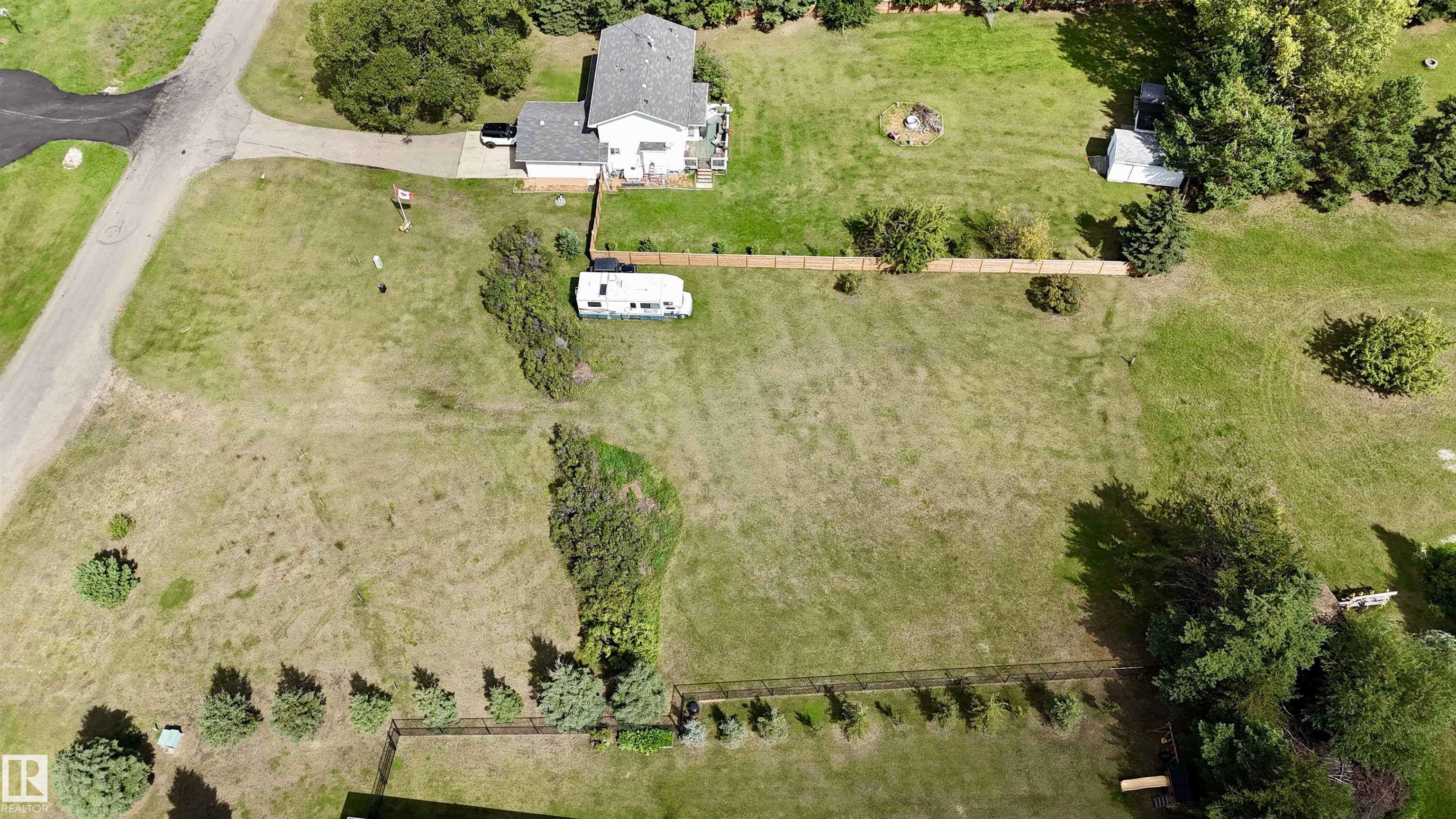 Photo 17 at 50 - 26413 Twp Road 510, Grand River Valley Estates, Rural Parkland County
