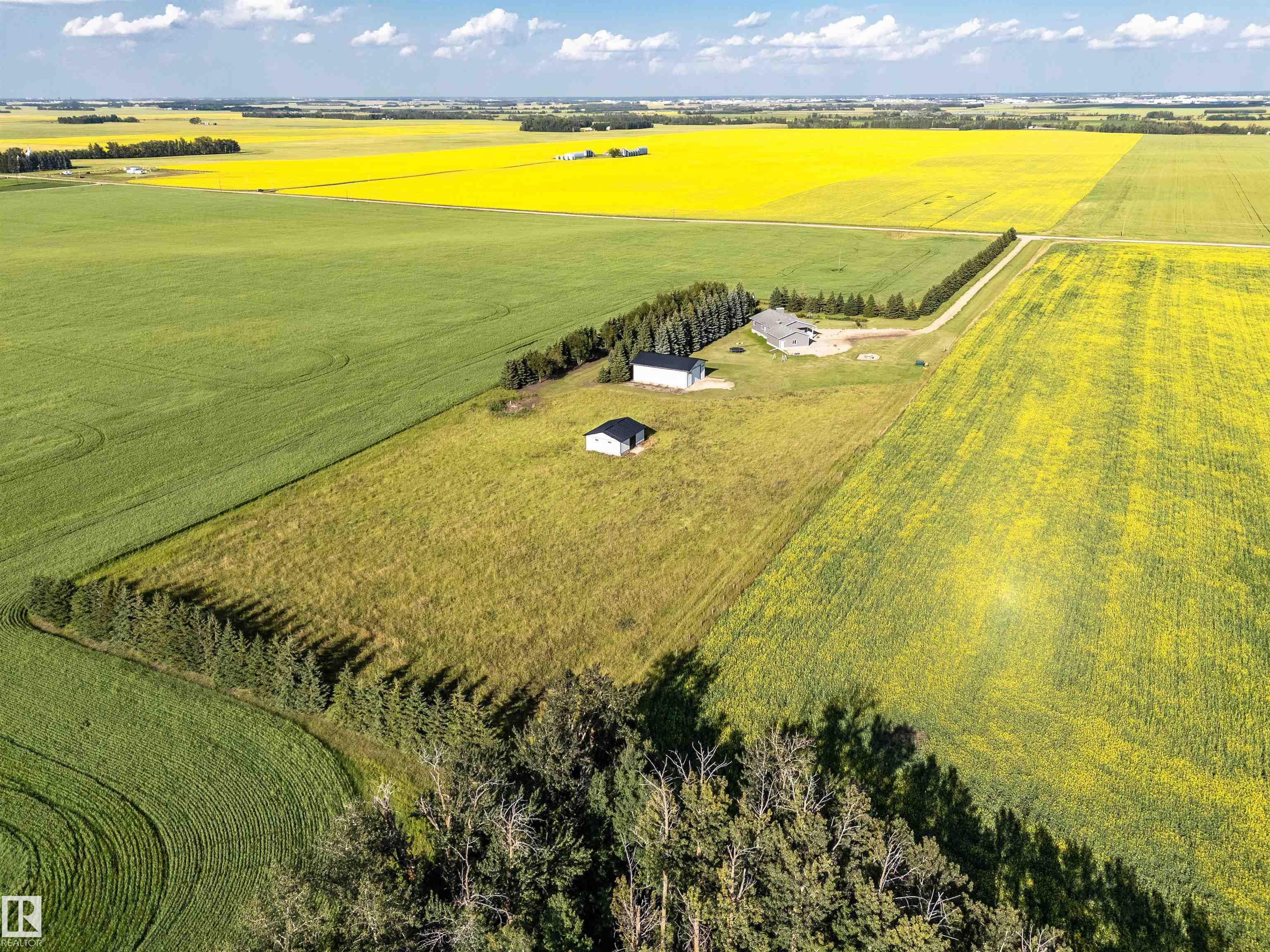 Photo 9 at 50242 Rge Road 260, None, Rural Leduc County