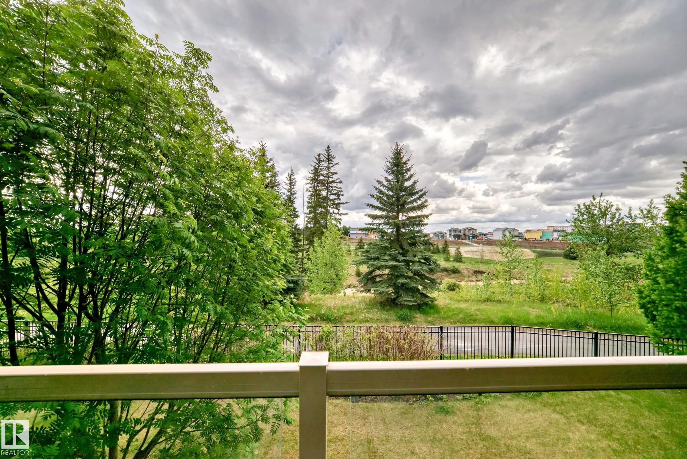 http://cdnparap120.paragonrels.com/ParagonImages/Property/p12/RAE/225366051/15/0/0/a9e839267d083f4c085dcb712b885e6e/1/06684dffc93c3274fd3ffa0b49f13d2c/225366051-1e1496bc-7c2b-4974-82f5-2034c2f51432.JPG